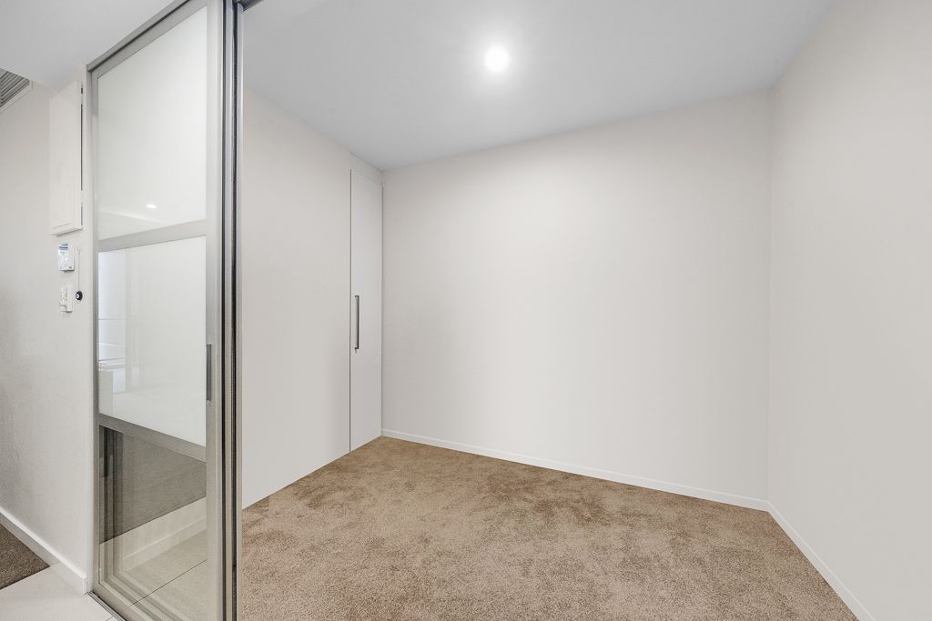2213/35 Burdett Street — photo 5 of 15