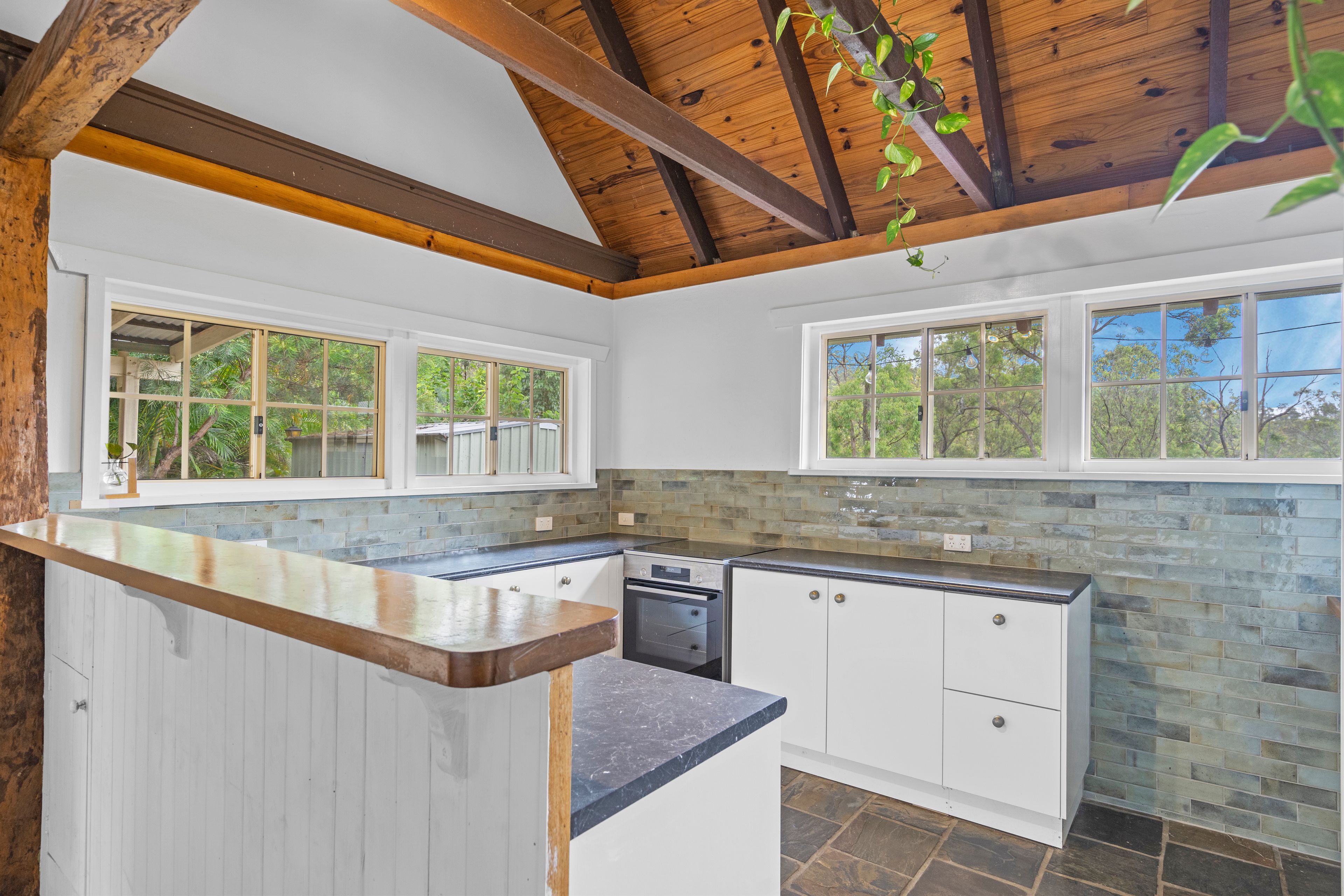 55 Pine Street, Canungra, QLD 4275