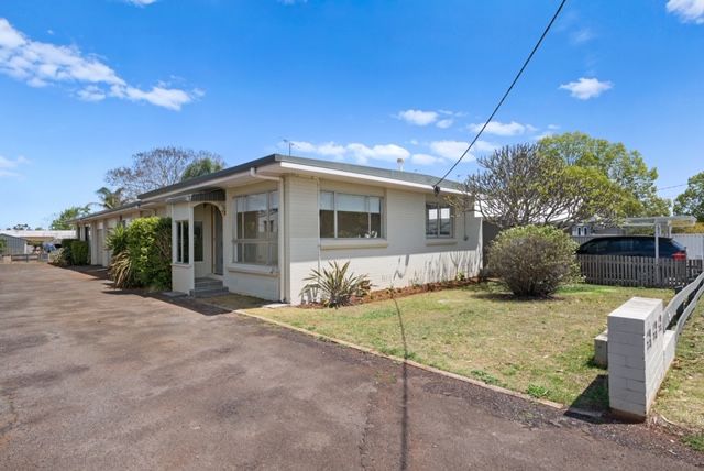 30 Wilma Street, Centenary Heights QLD 4350