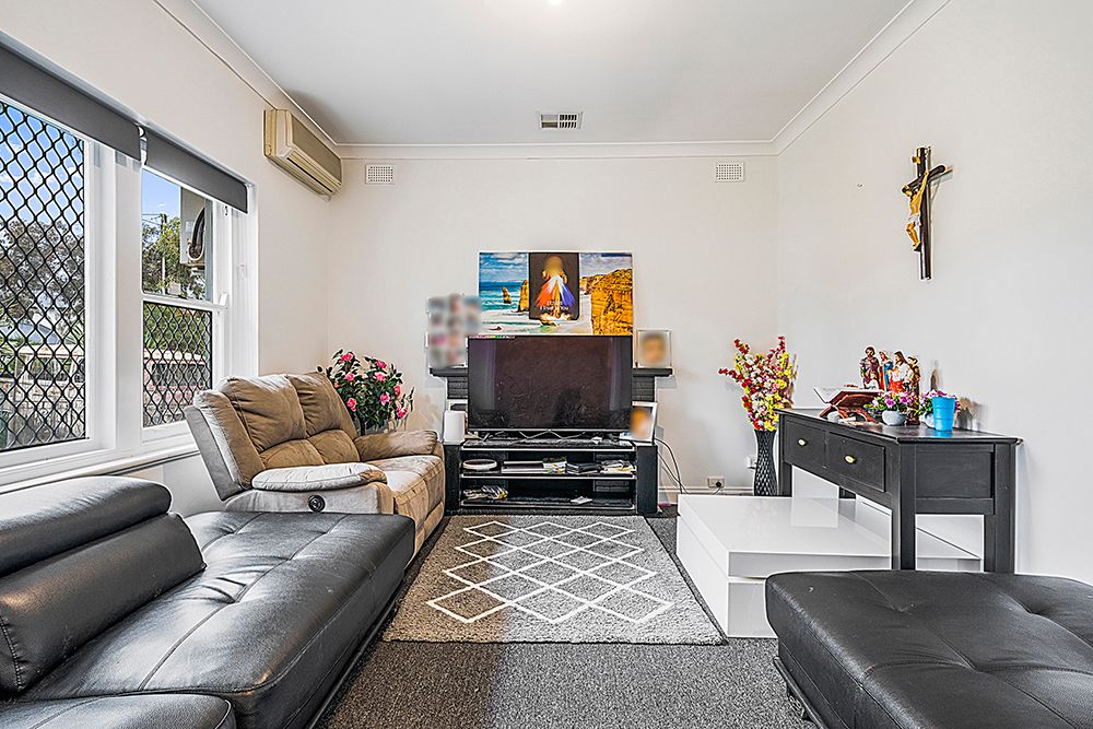 10 Walton Avenue, Clearview, SA 5085