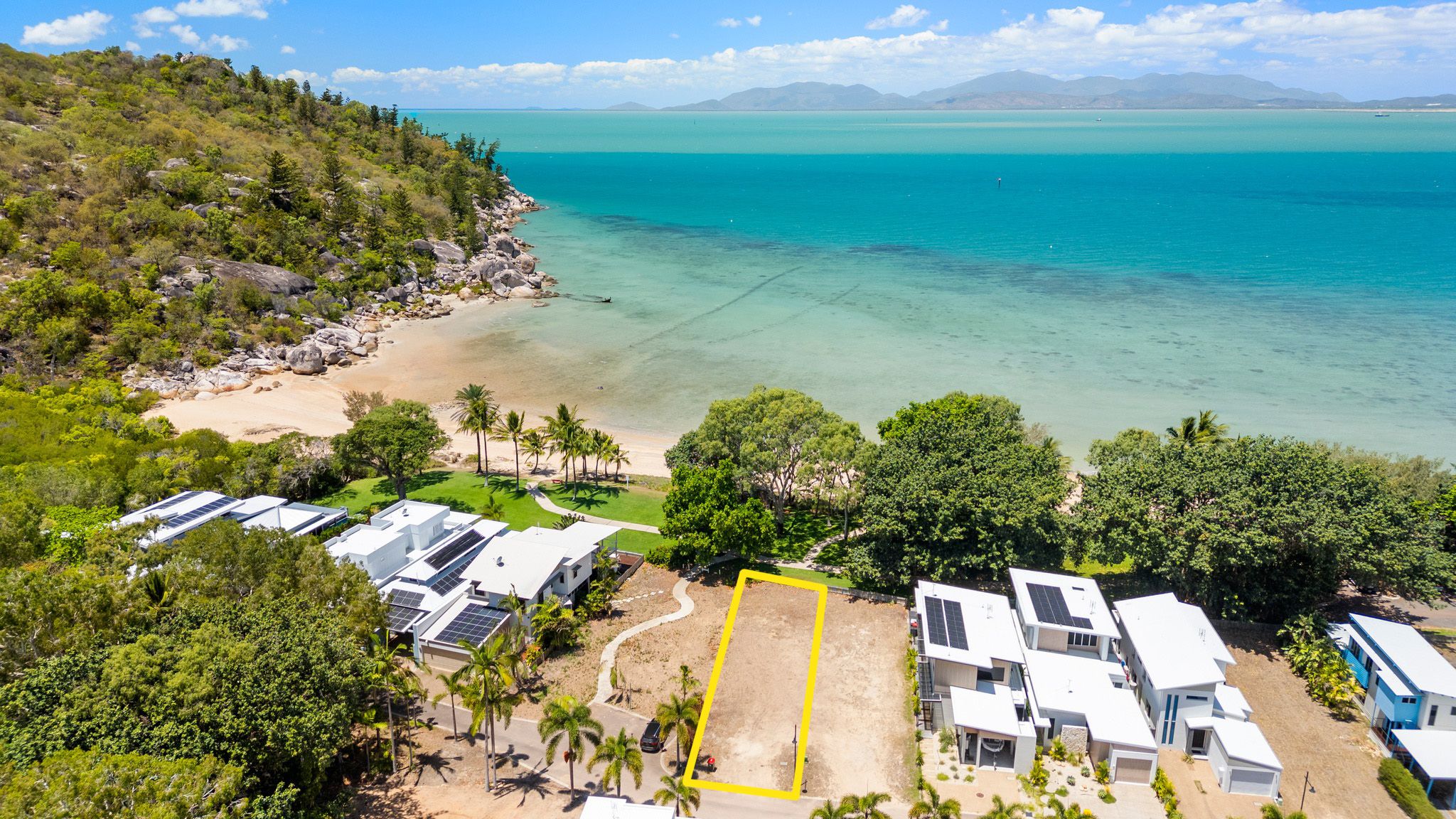Lot 11 11-19 The Esplanade, Picnic Bay, QLD 4819