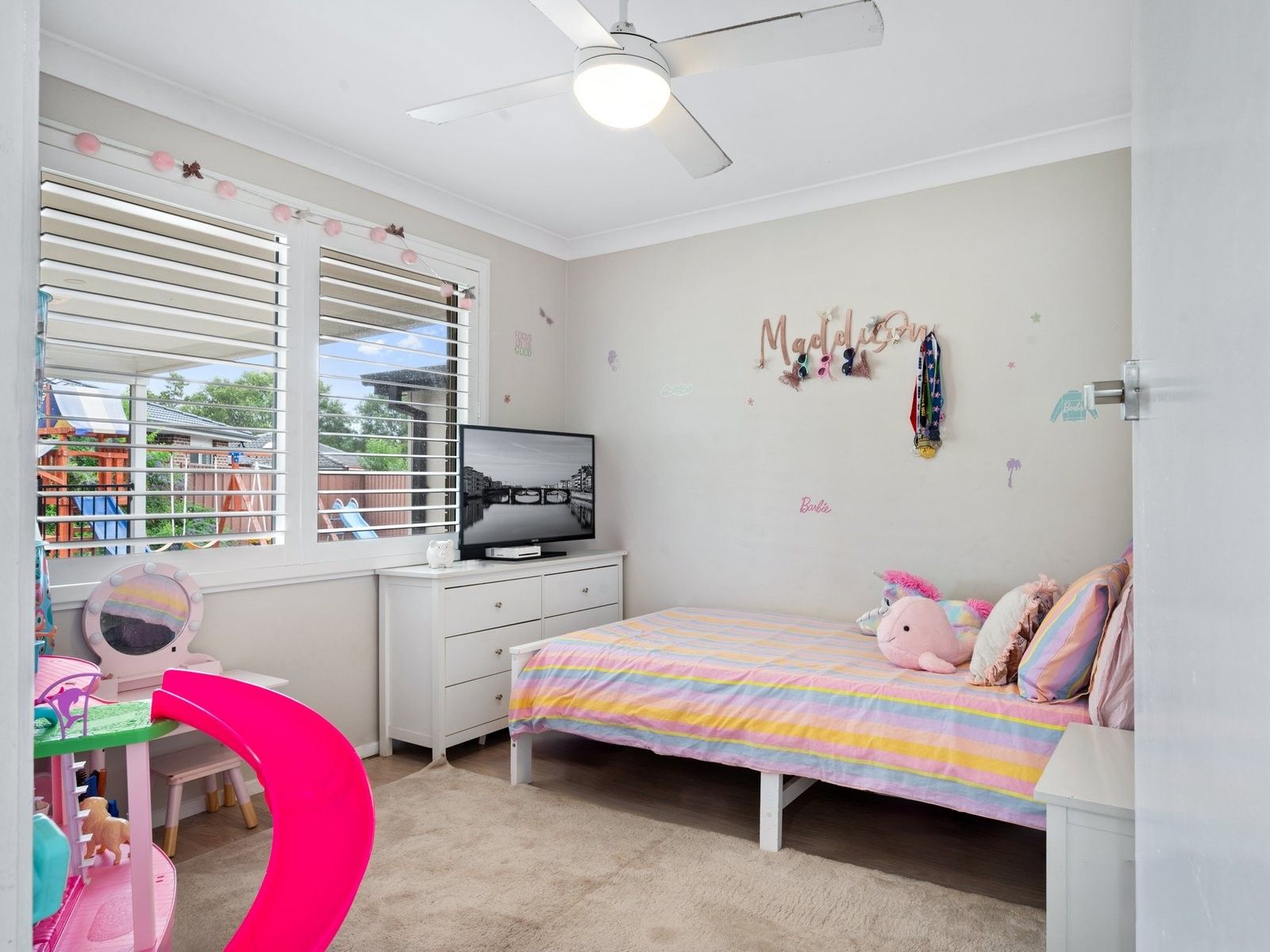 19 Isabella Street — photo 7 of 11