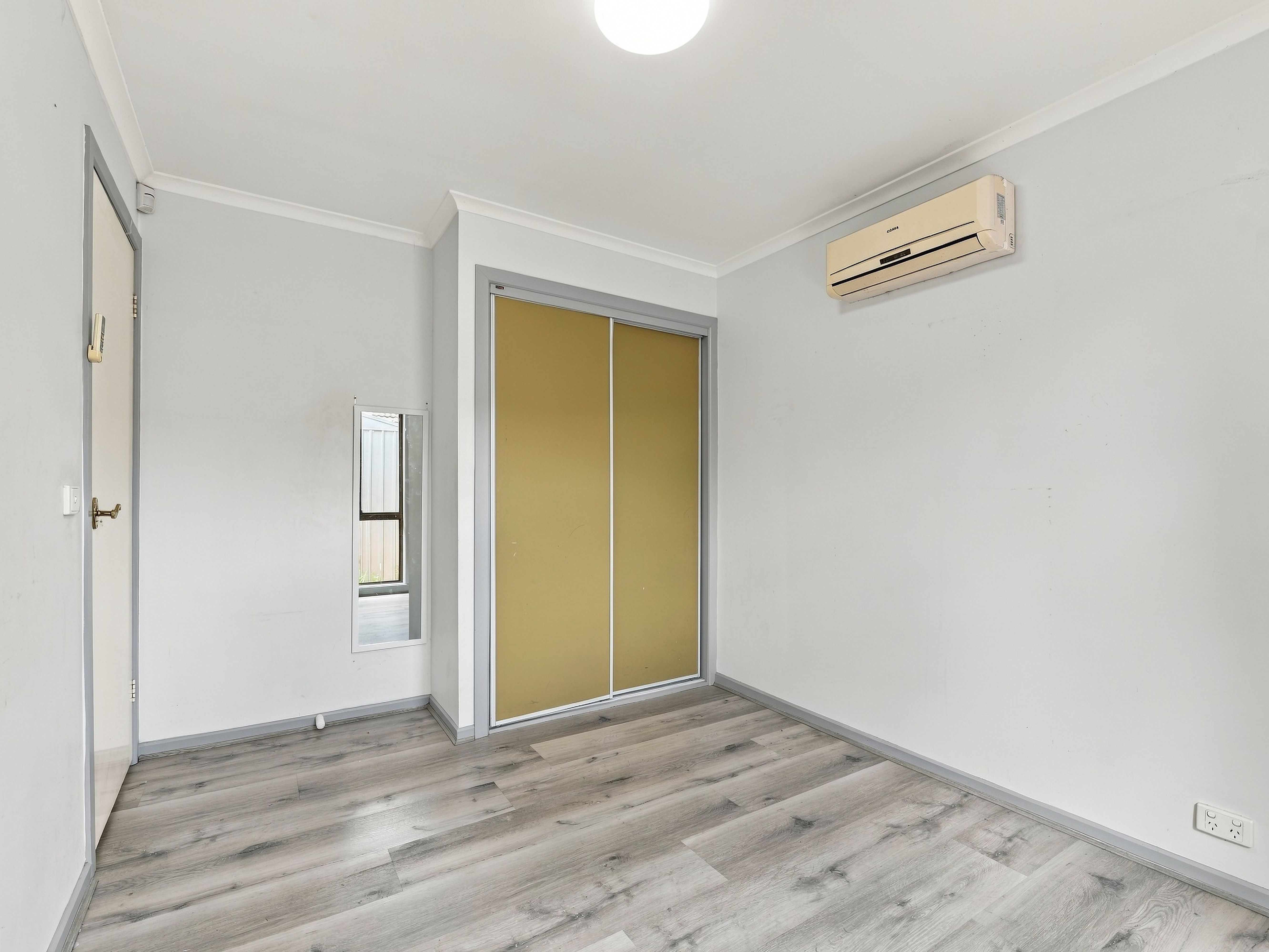 1A Glenelg Way — photo 11 of 21