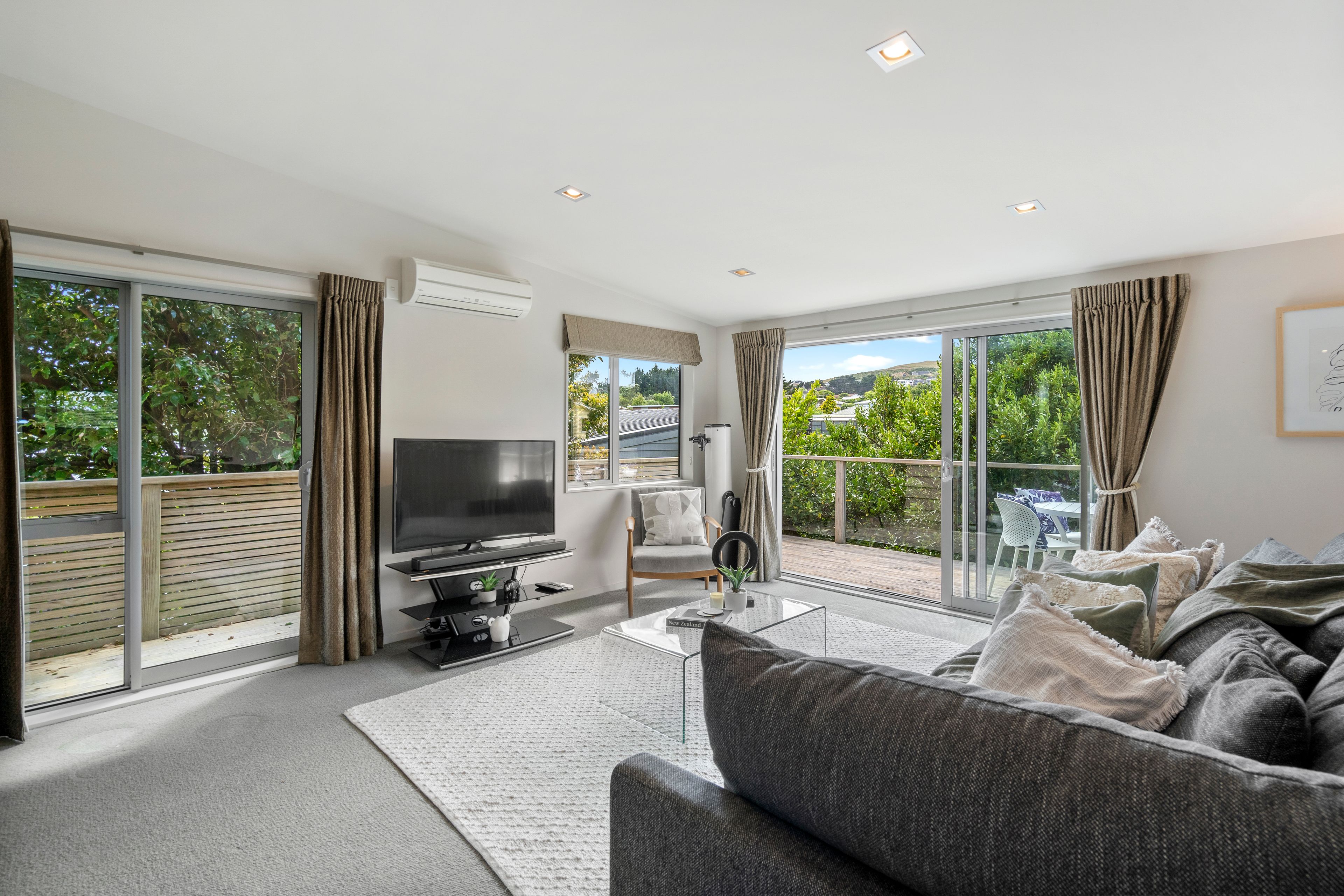 42a Bracken Road, Paparangi, Wellington City