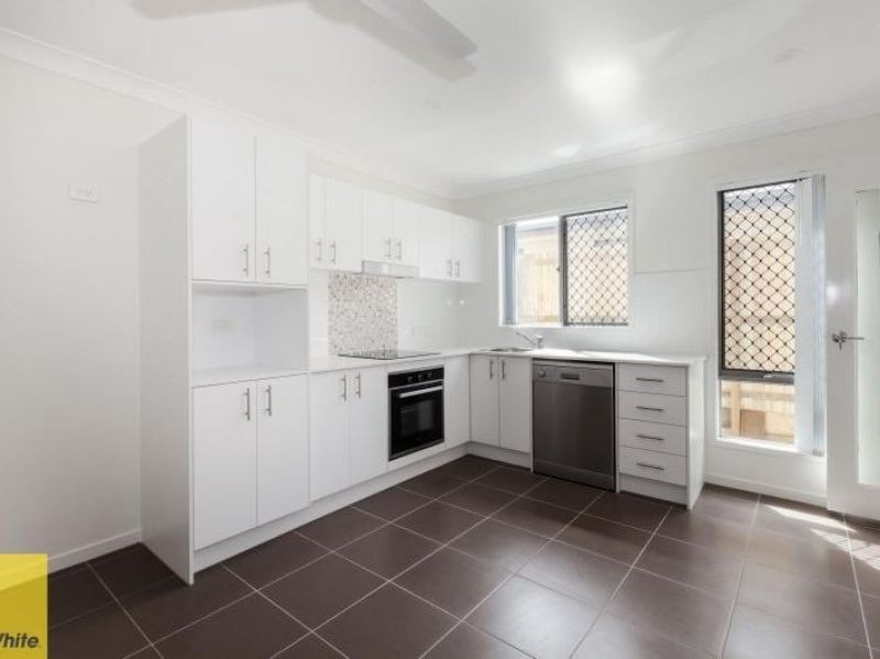 4B Narella Street, Collingwood Park, QLD 4301