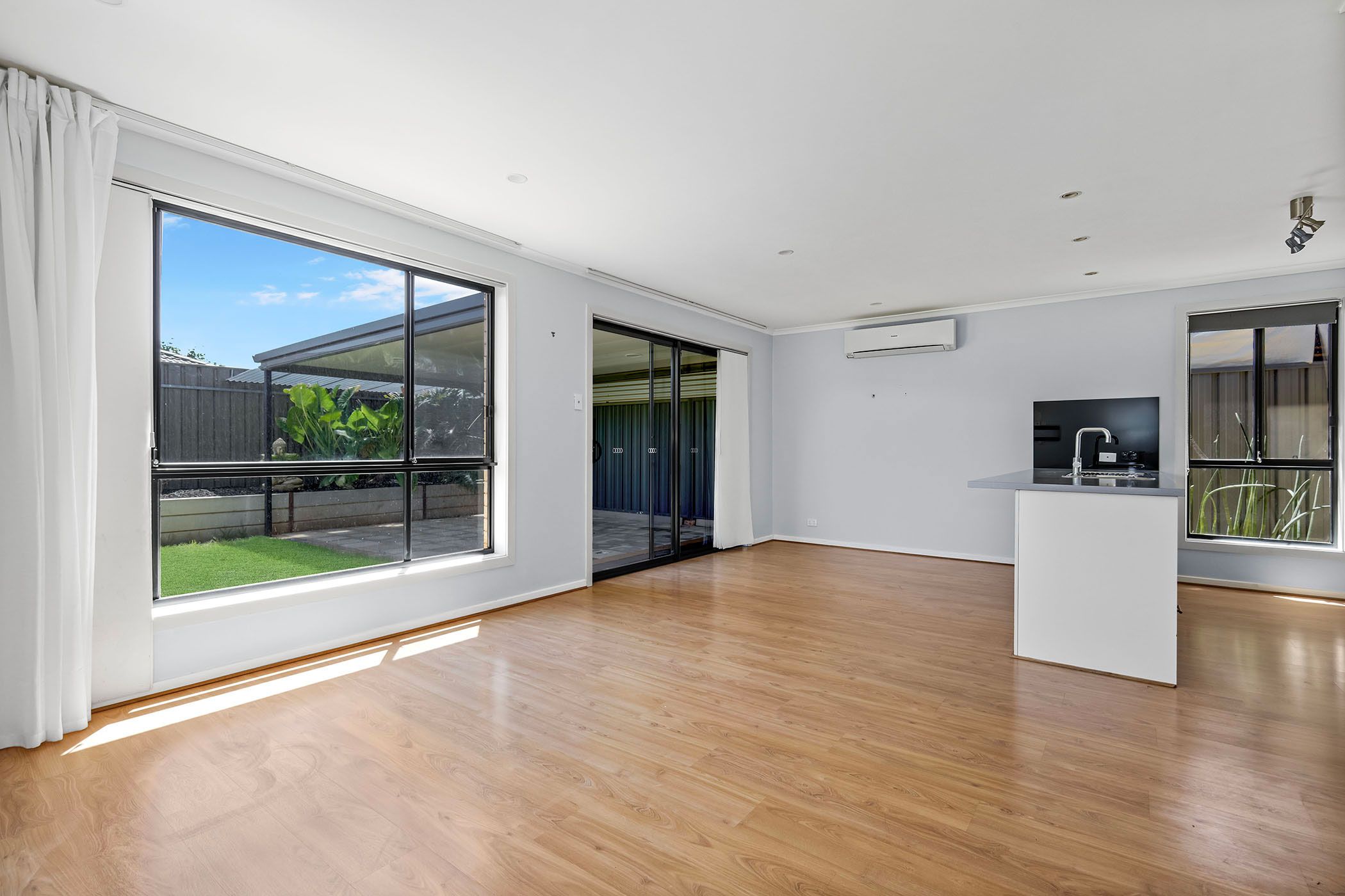 37 Cork Avenue, Andrews Farm, SA 5114