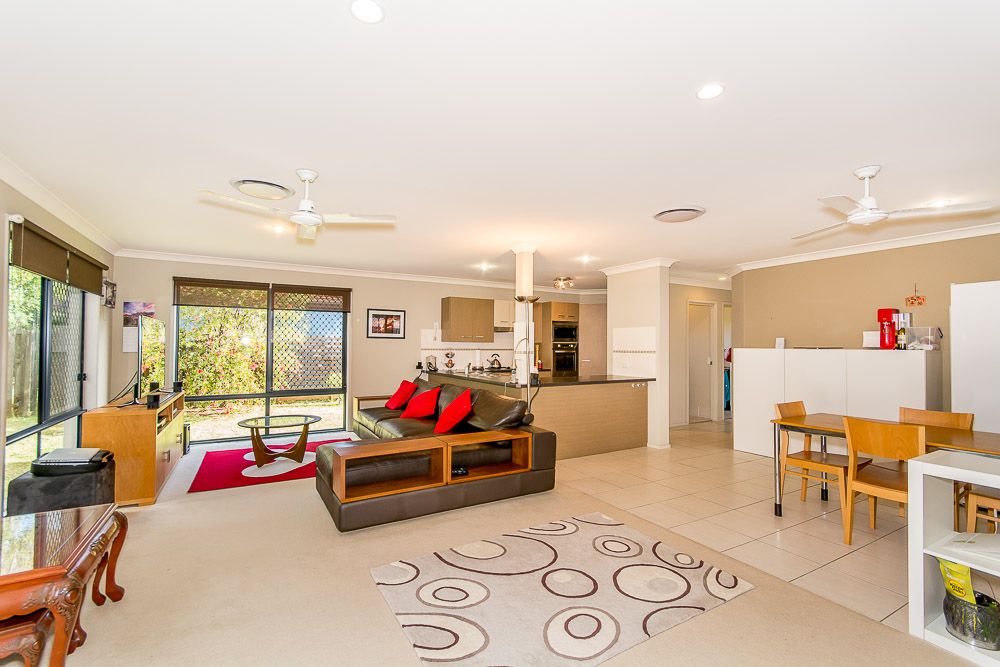 21 Cyperus Crescent, Carseldine, QLD 4034