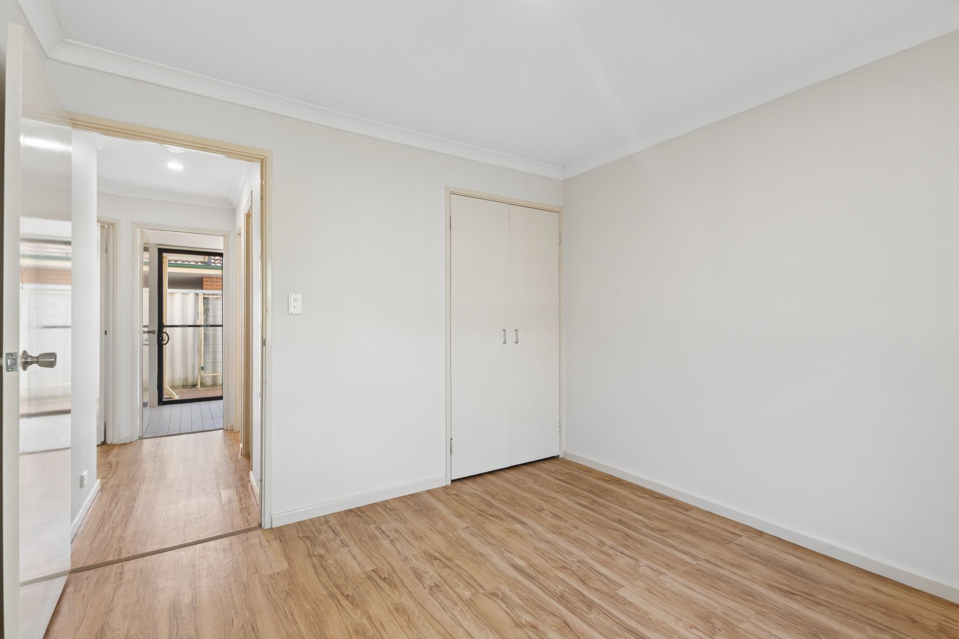 31/11 Elvire Street — photo 12 of 17