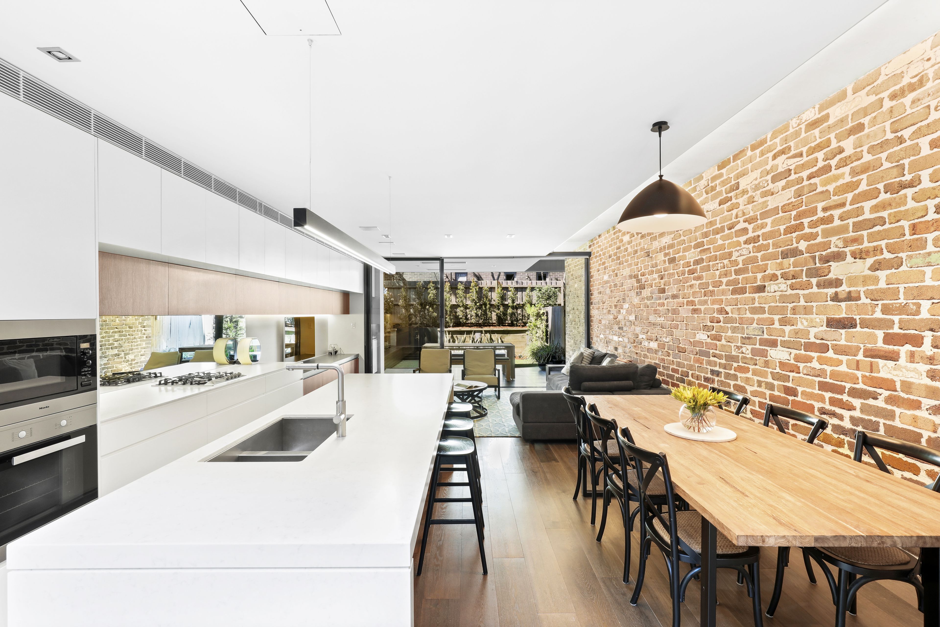 8a Holmesdale Street, Marrickville, NSW 2204