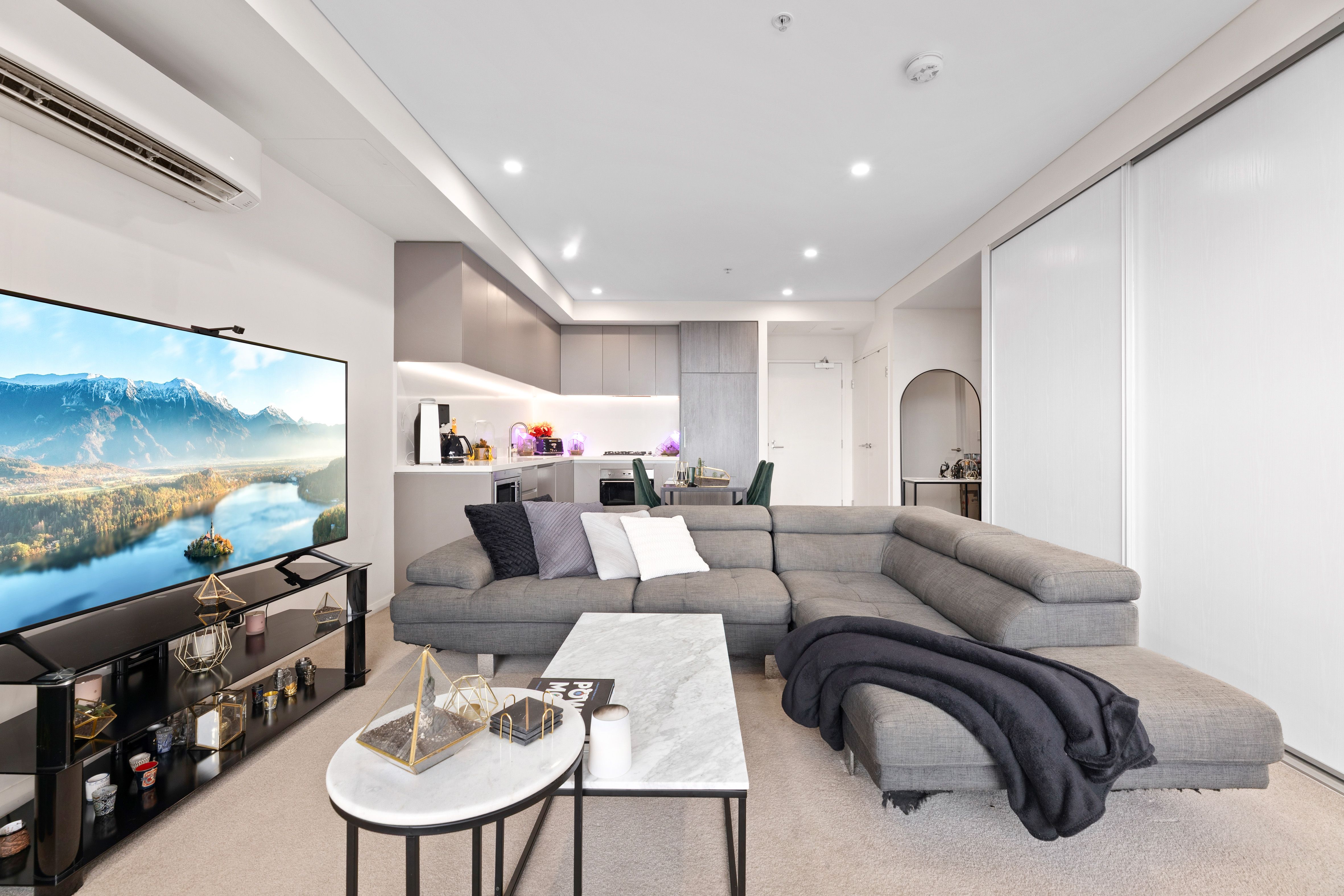 209/3 Village Place, Kirrawee, NSW 2232