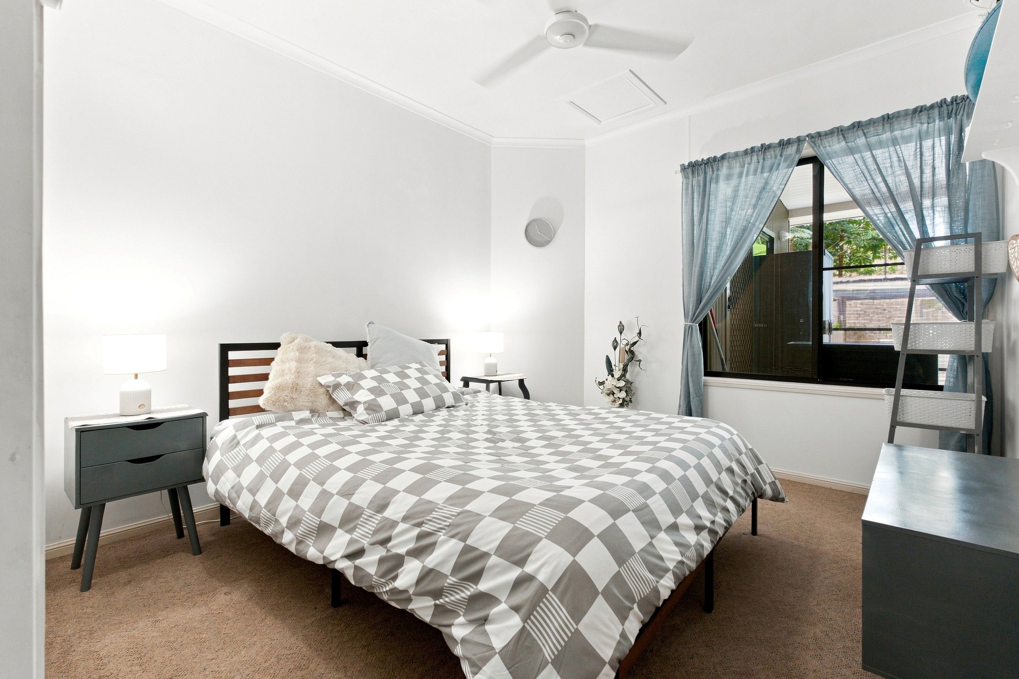 3 Spurwood Close — photo 18 of 30