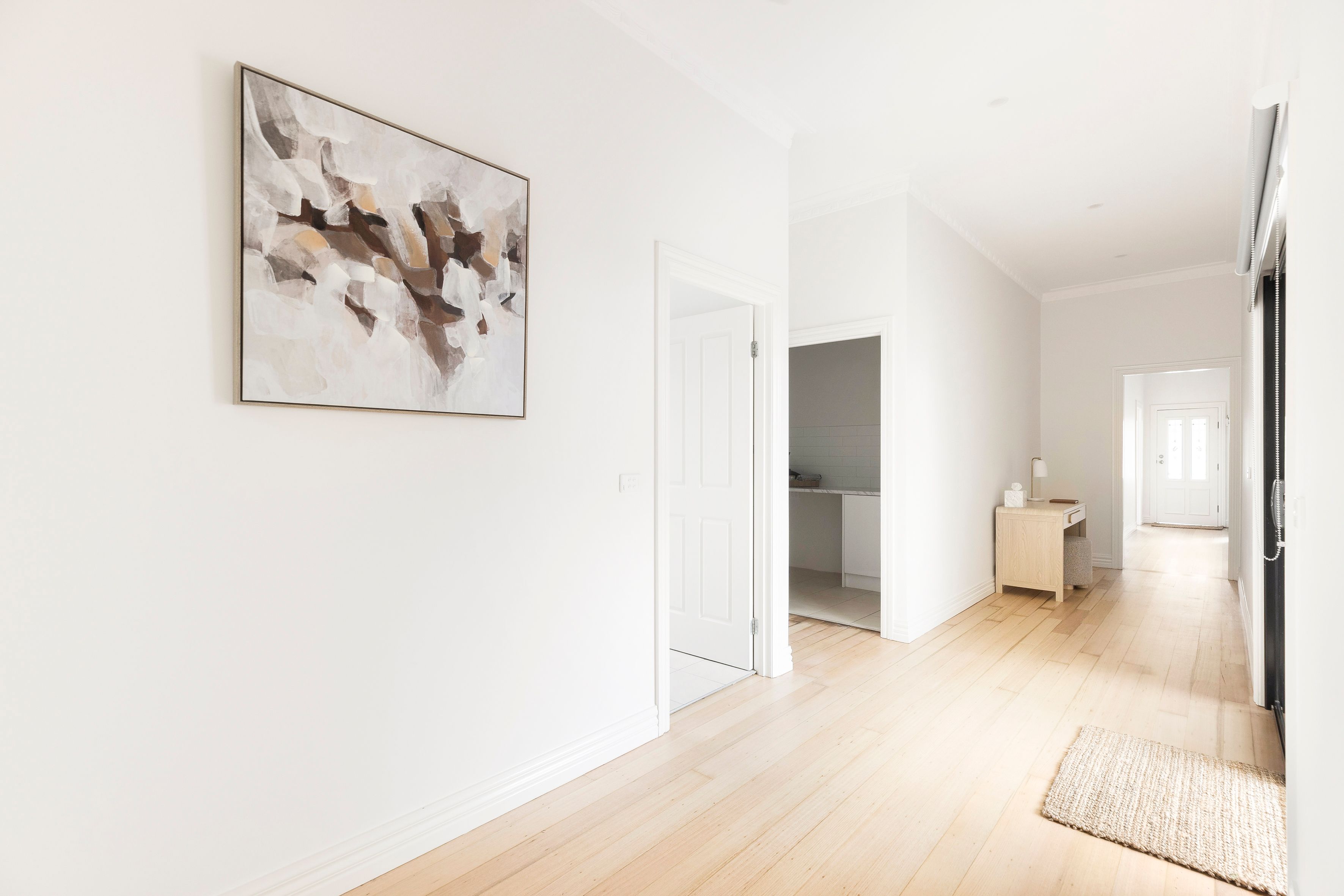433 Bell Street — photo 7 of 16