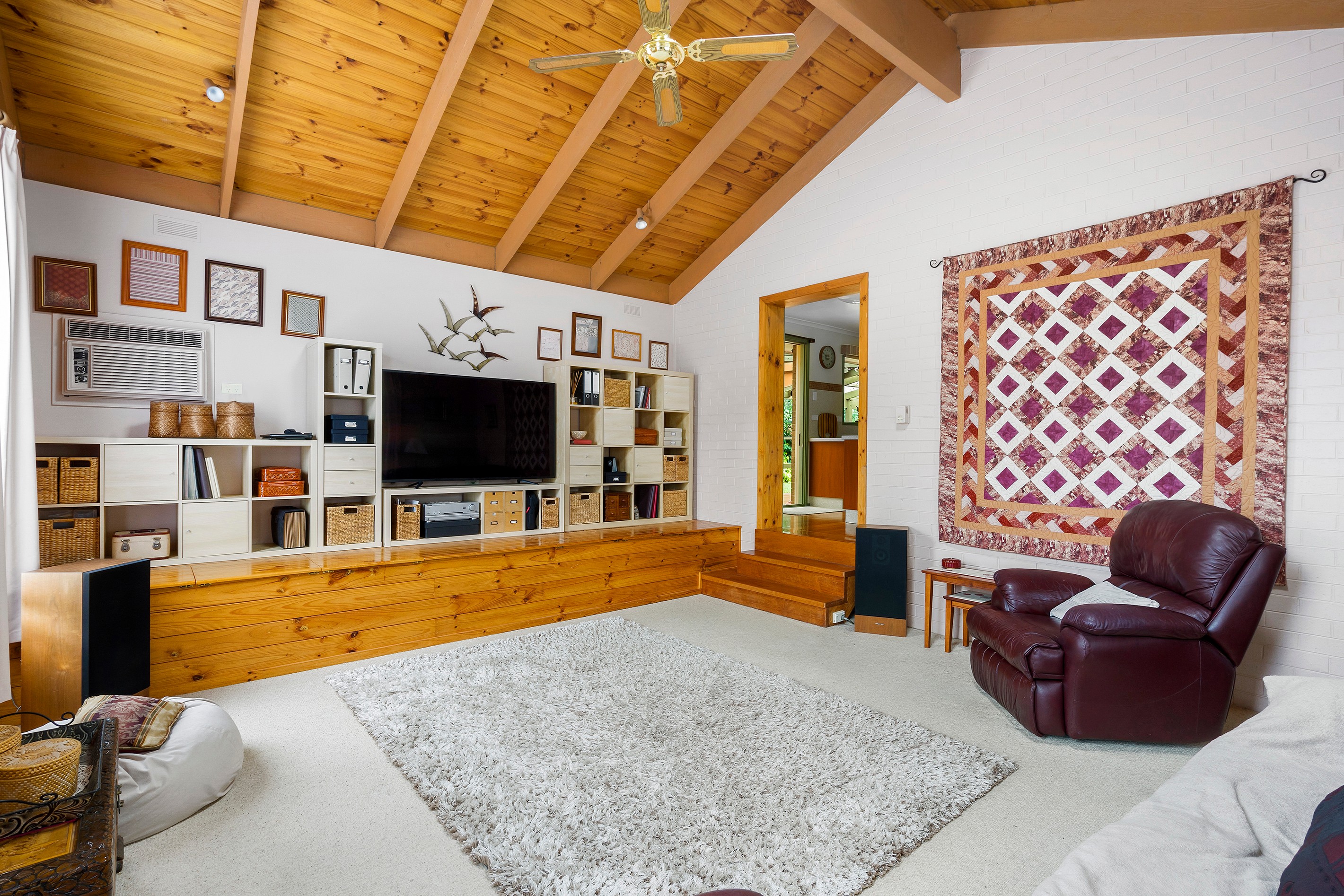 55 Deanswood Drive, Somerville, VIC 3912