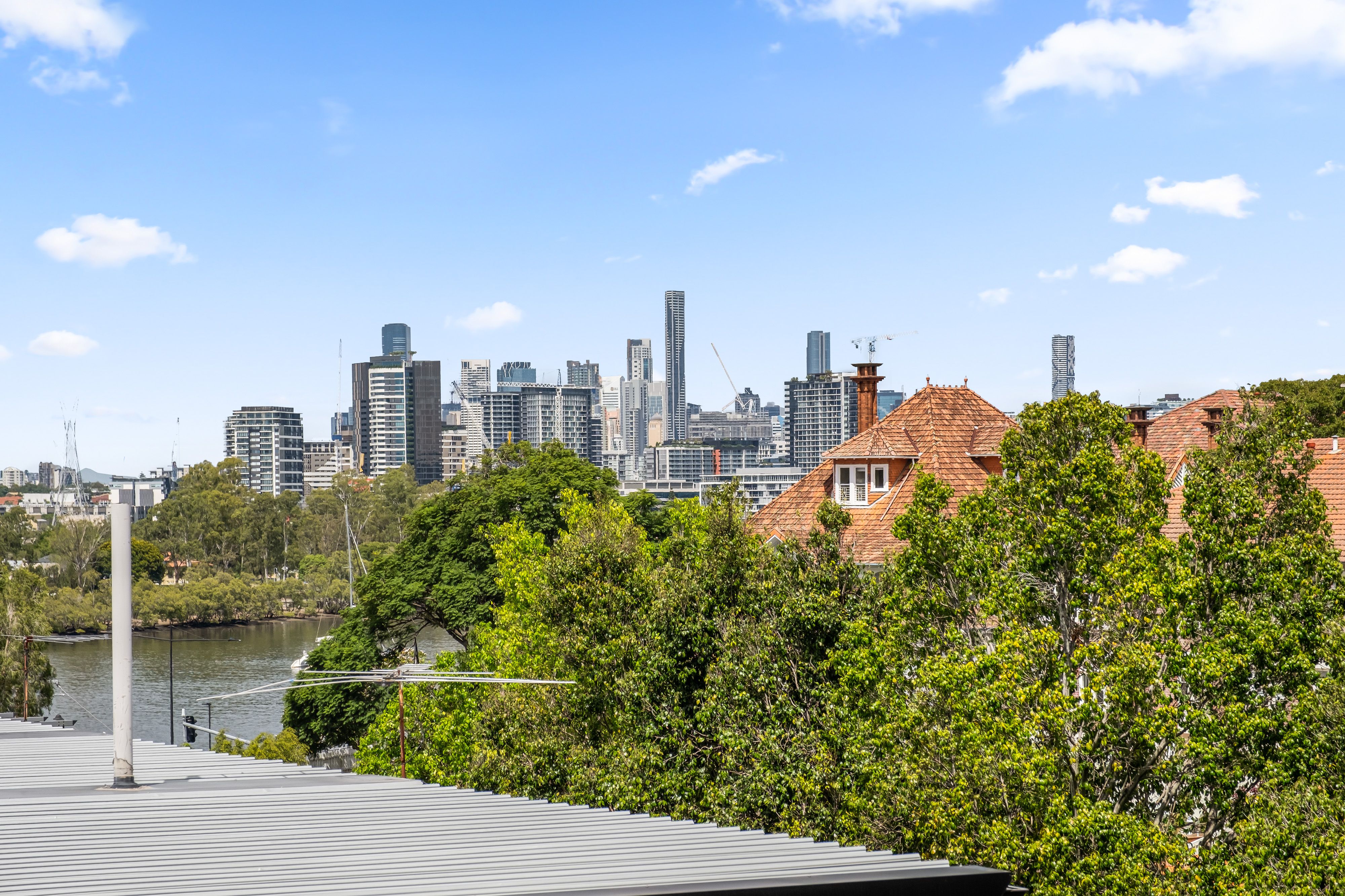 24a Crescent Road, Hamilton QLD 4007