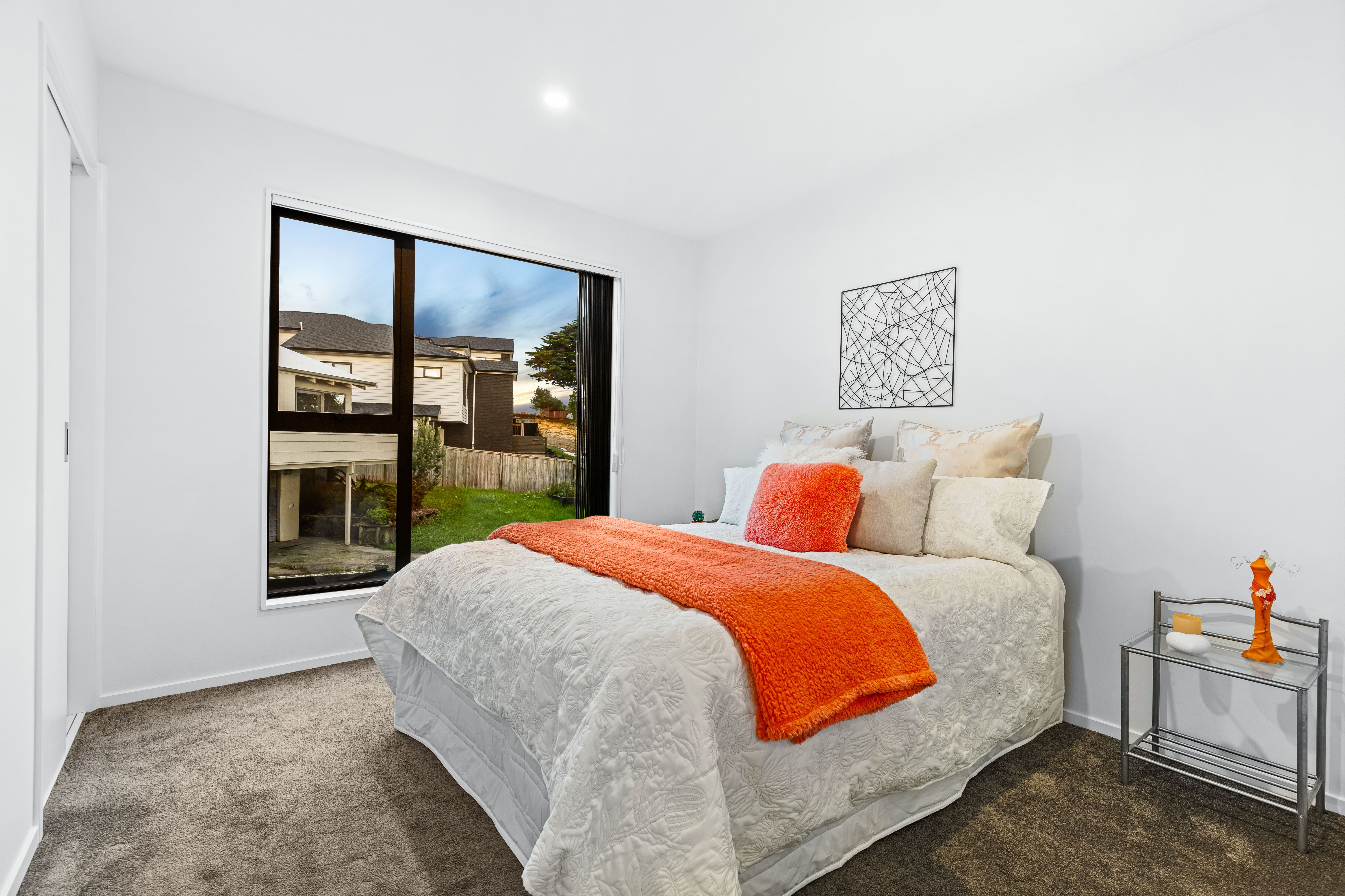 12b Woodhouse Place, West Harbour, Waitakere City