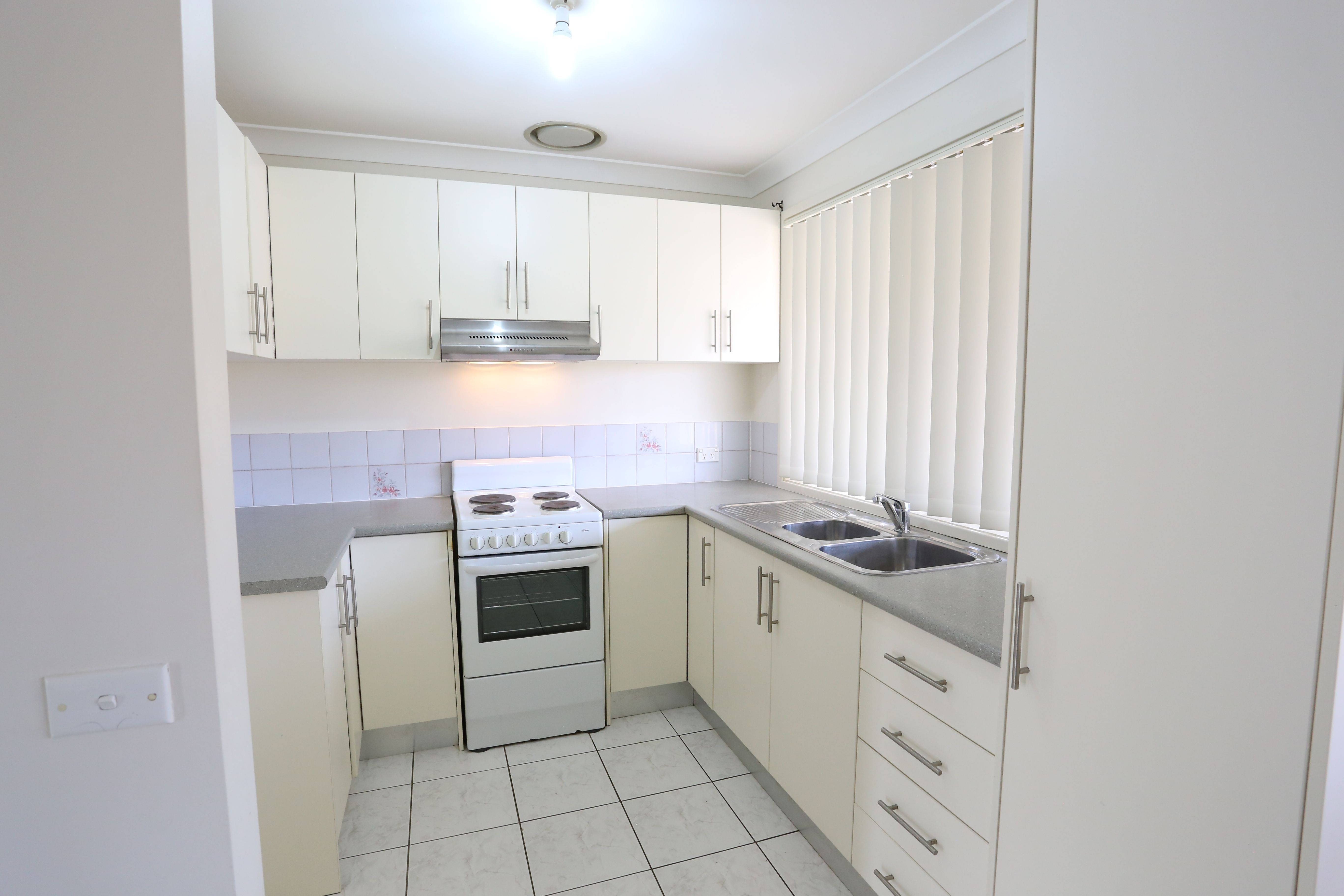 4 Sunflower Drive, Claremont Meadows, NSW 2747