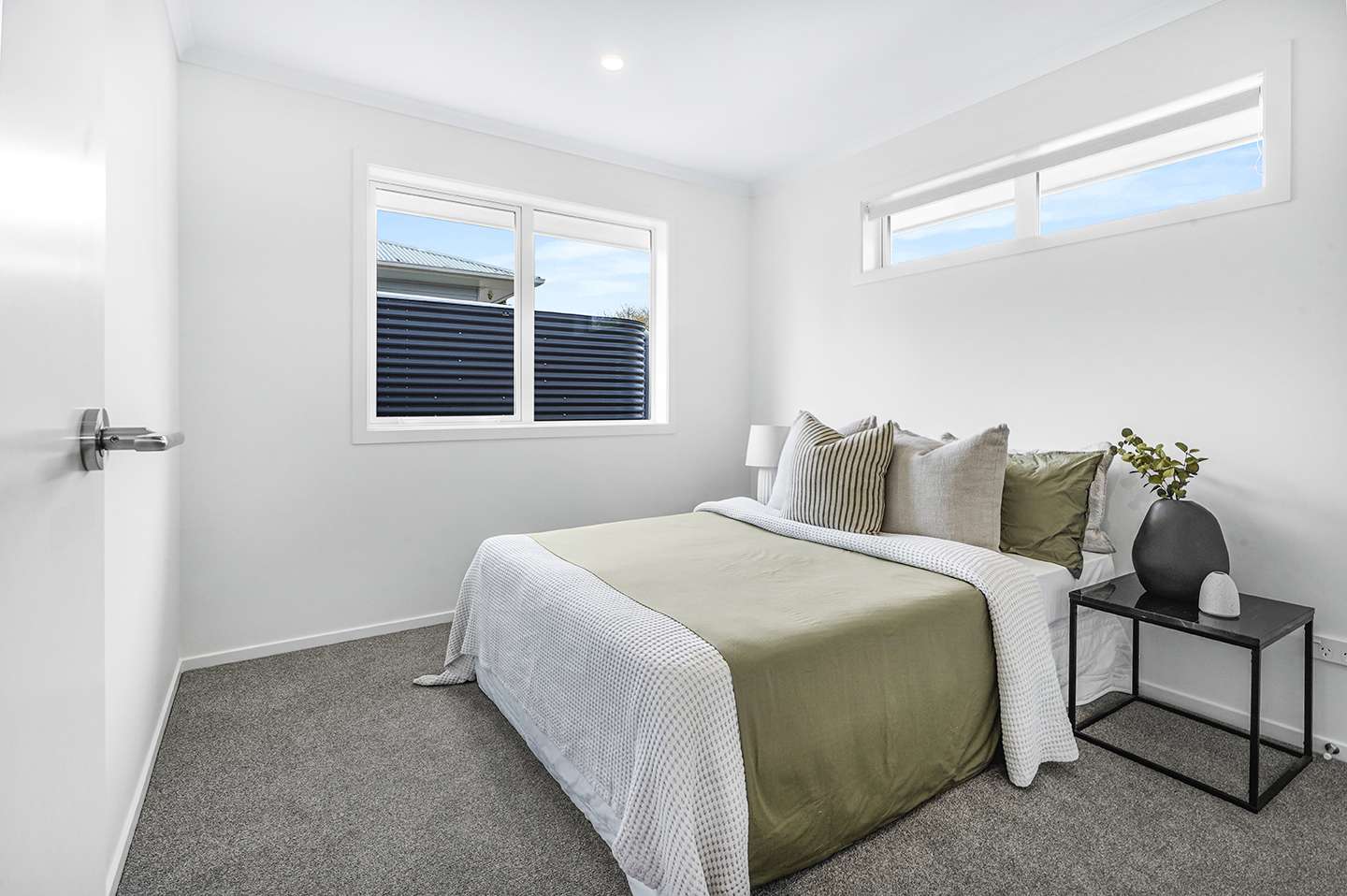 6 Vicarage Lane photo 16