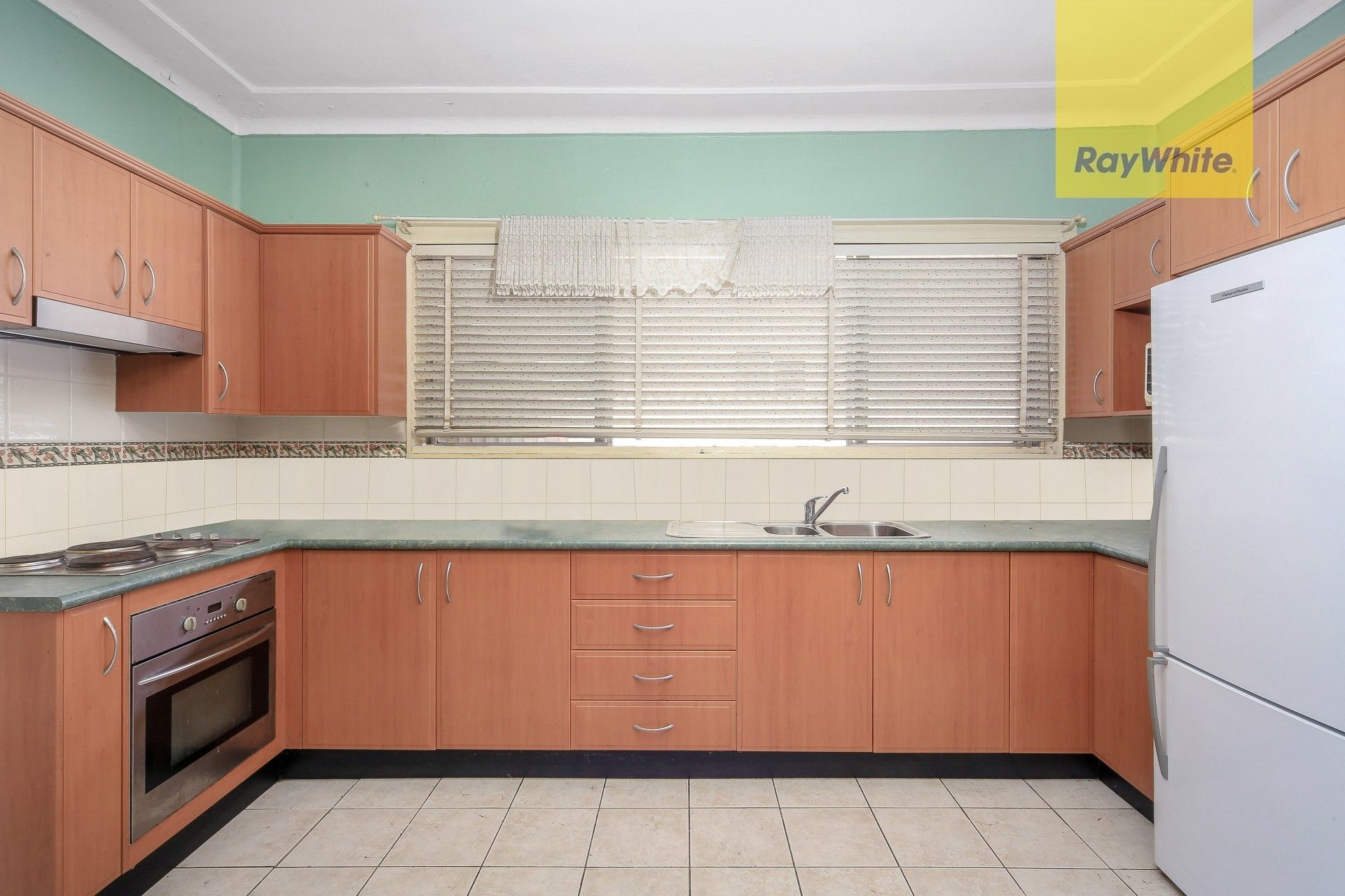 4 Bird Avenue, Guildford, NSW 2161