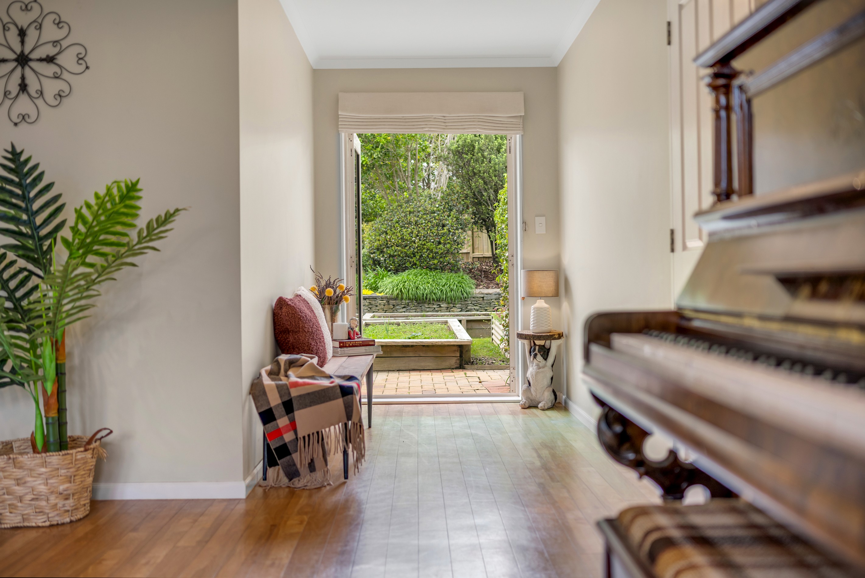 12 San Jose Rise, Shamrock Park, Manukau City