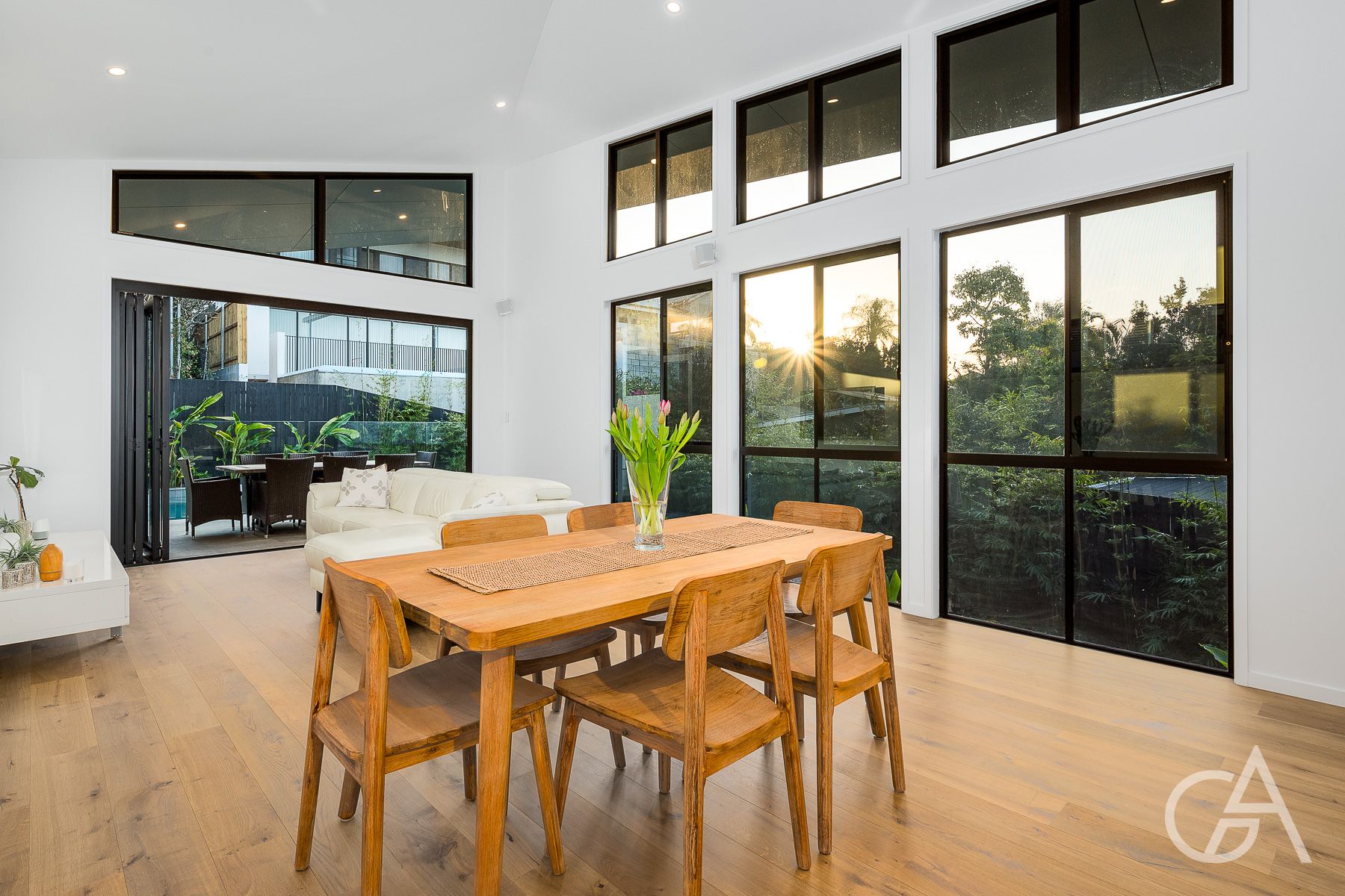 12 Bangalla Street — photo 3 of 20