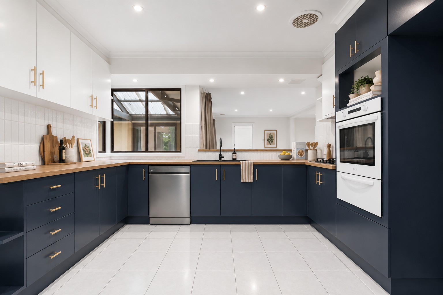 21 Allnutt Parade, Cheltenham, VIC 3192
