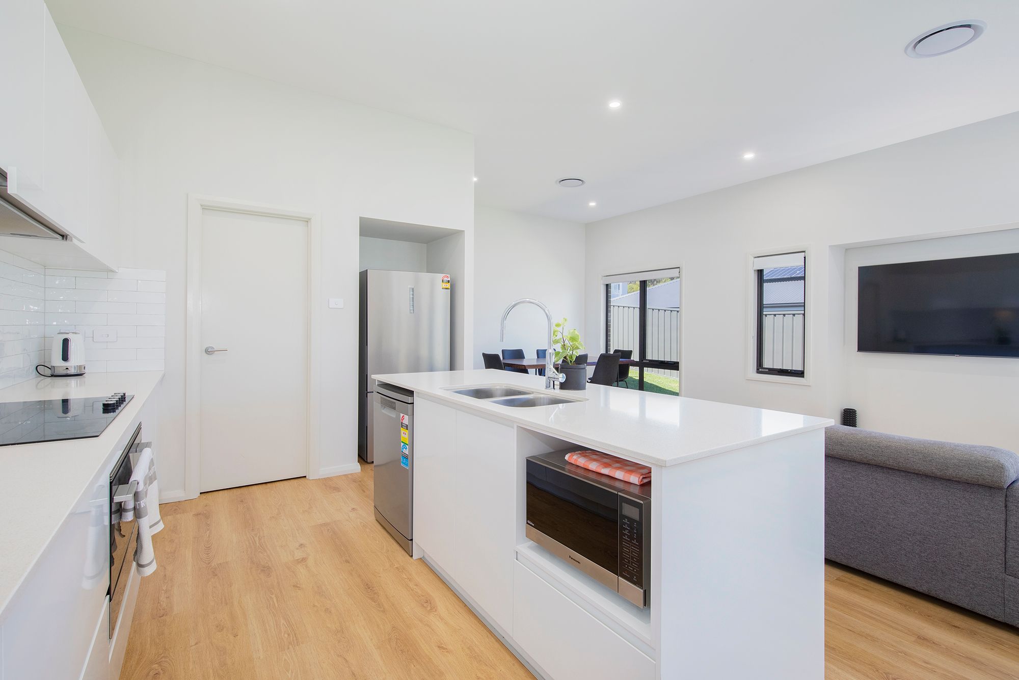 145 Fishermans Drive, Teralba, NSW 2284