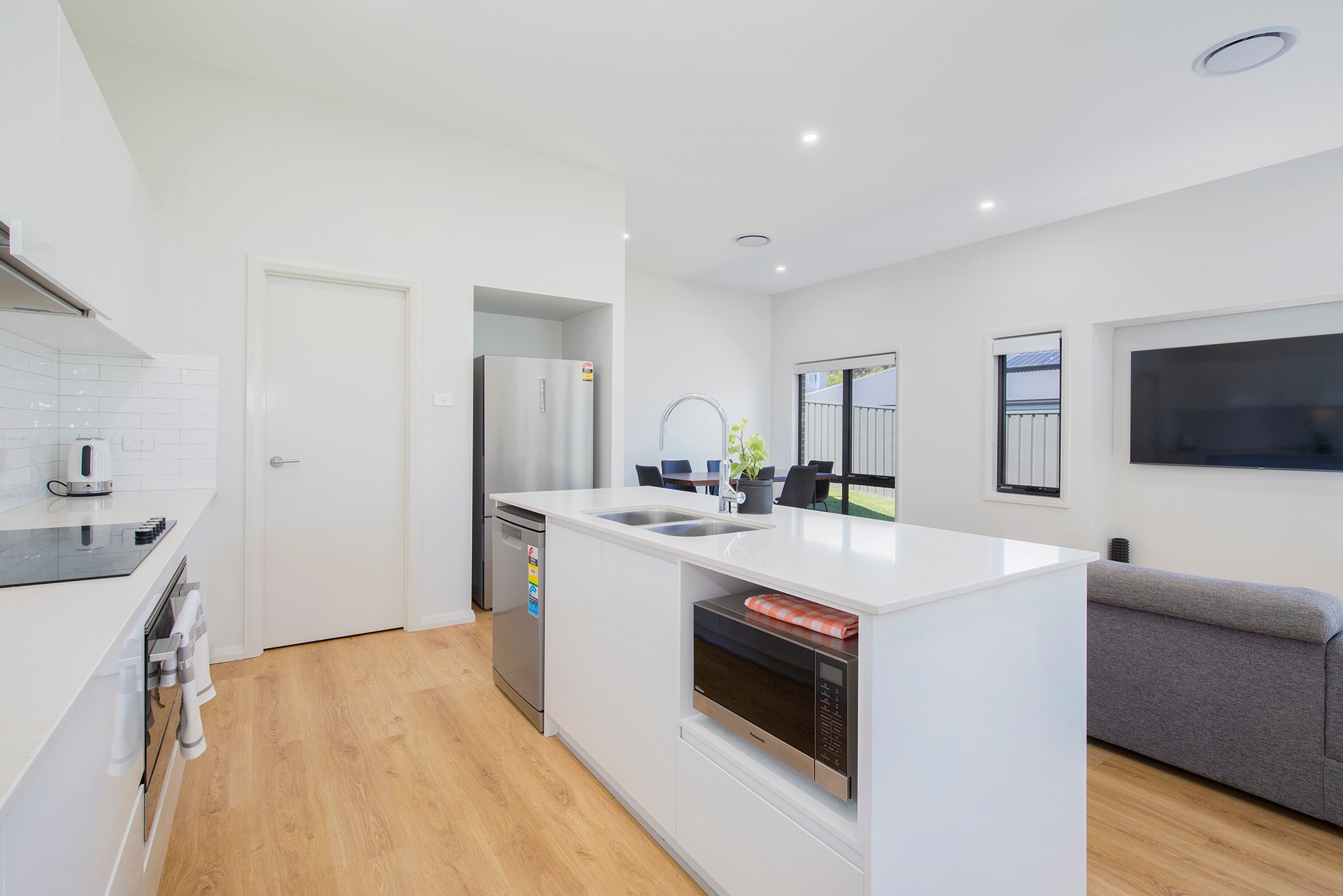 145 Fishermans Drive, Teralba, NSW 2284