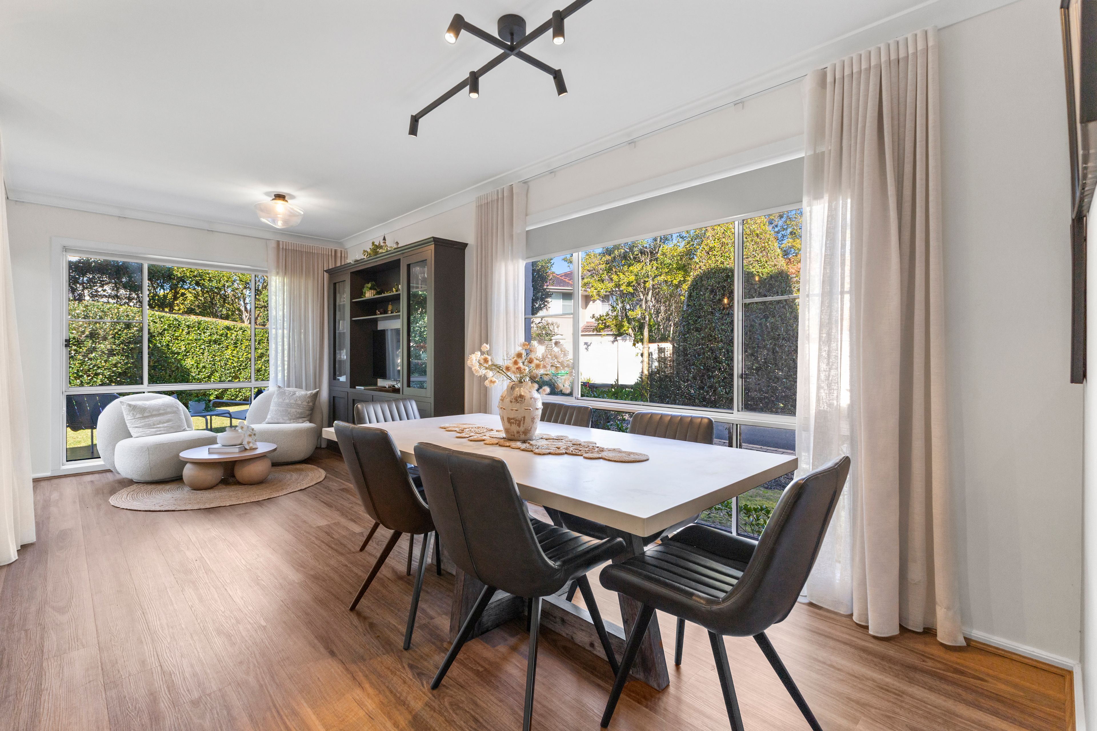 12 Brolga Way — photo 4 of 13