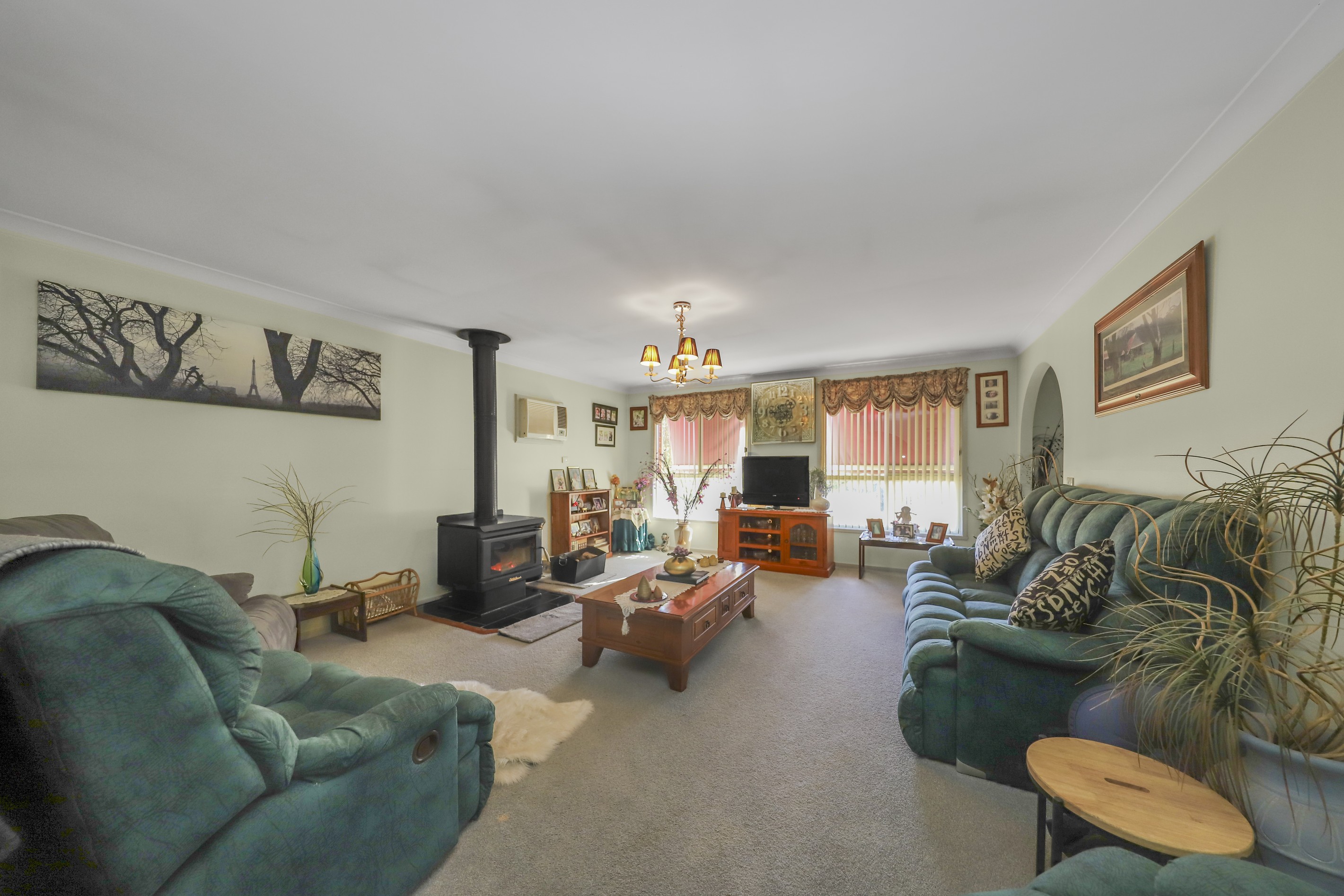 29 Wattle Crescent, Tumut, NSW 2720
