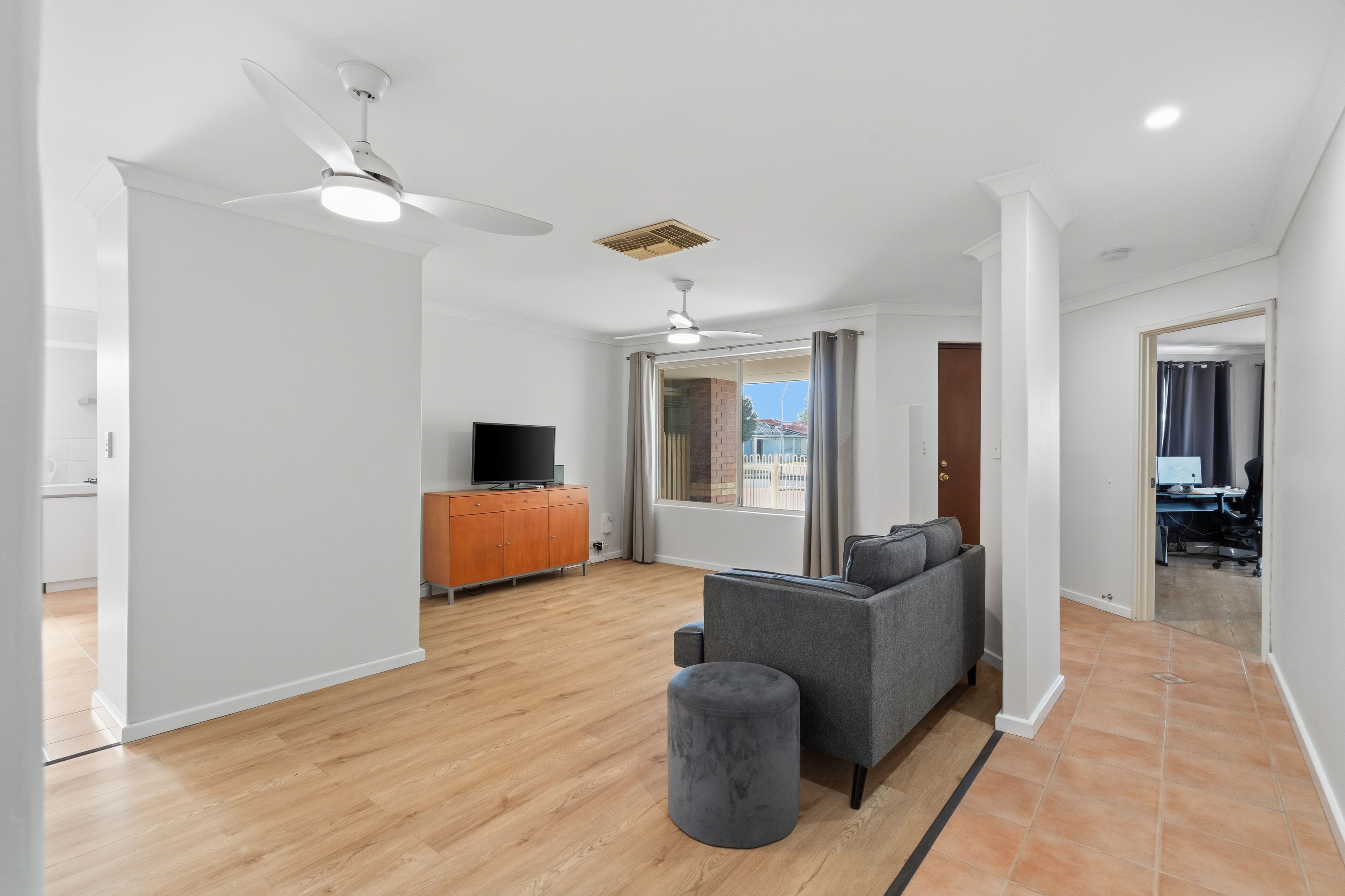2 Courtland Crescent — photo 8 of 26