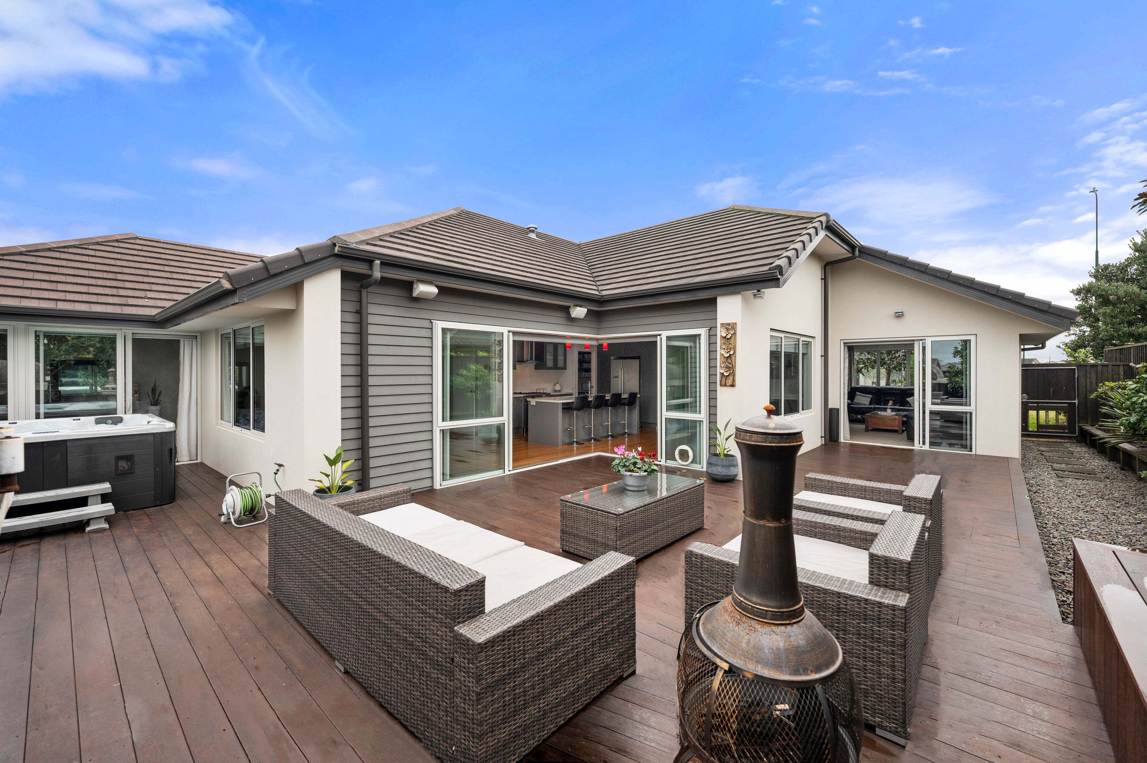 50 Hadley Wood Drive, Wattle Downs, Manukau City