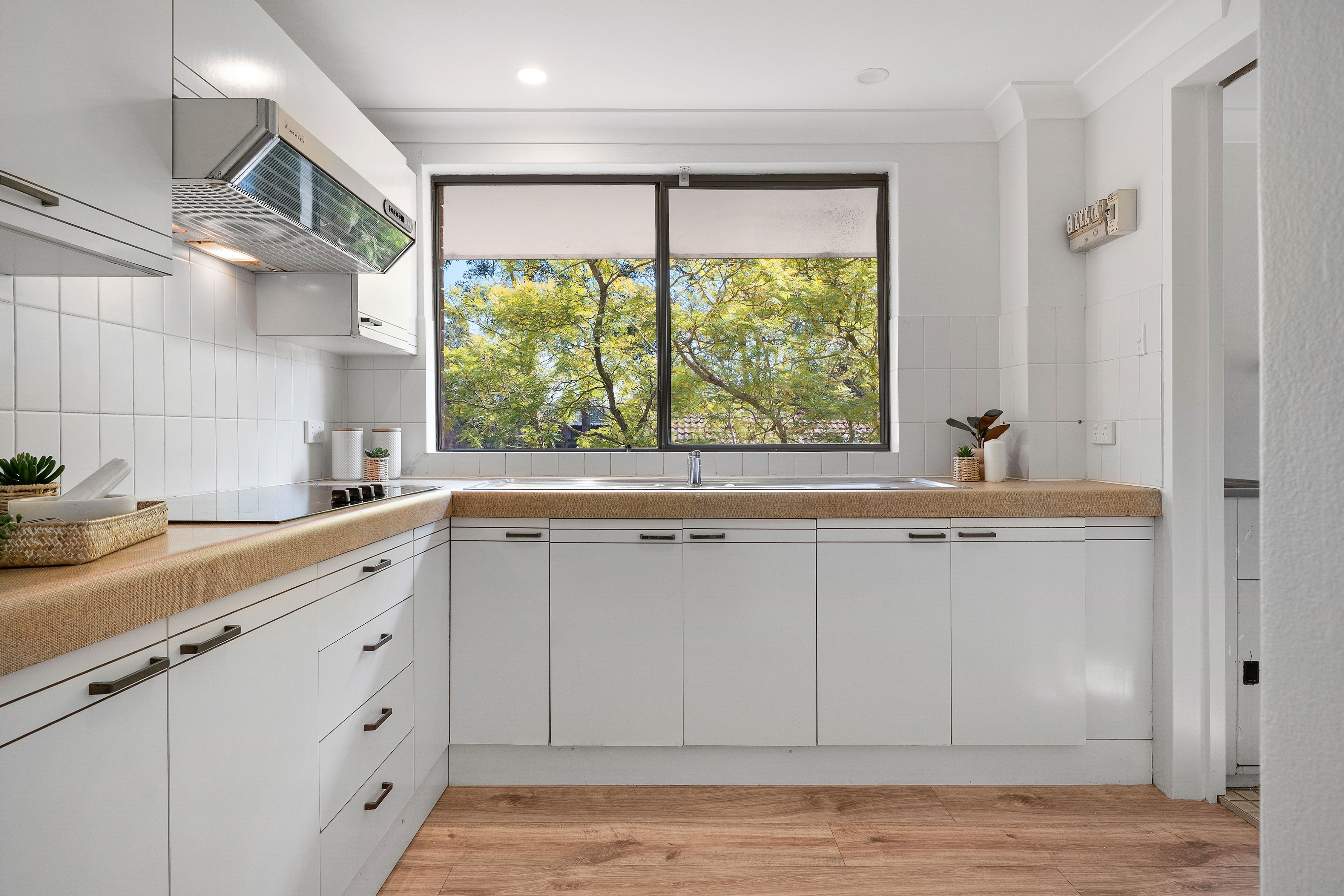 18/20 Pennant Street — photo 4 of 10