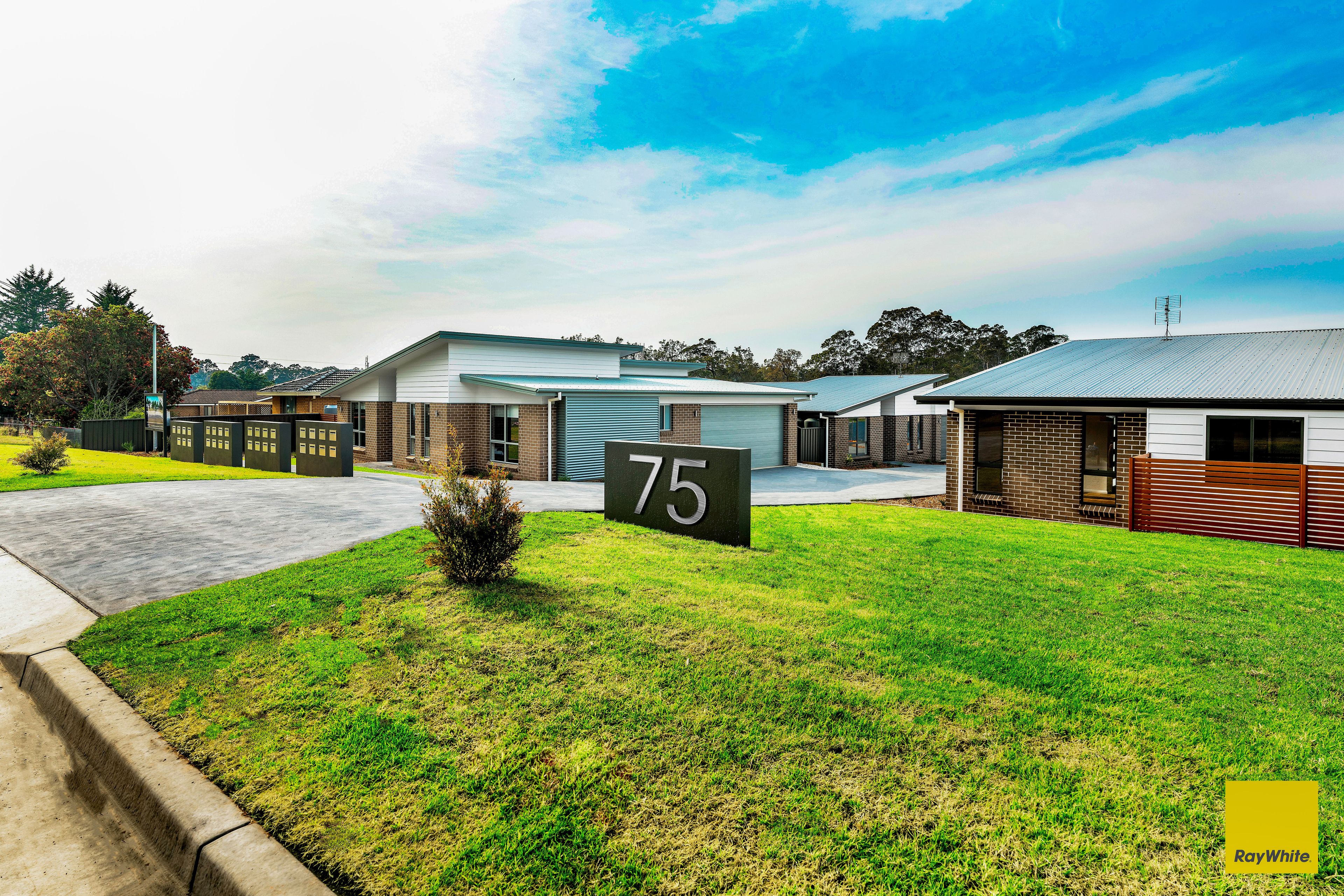 1/75 Yalwal Road, West Nowra, NSW 2541