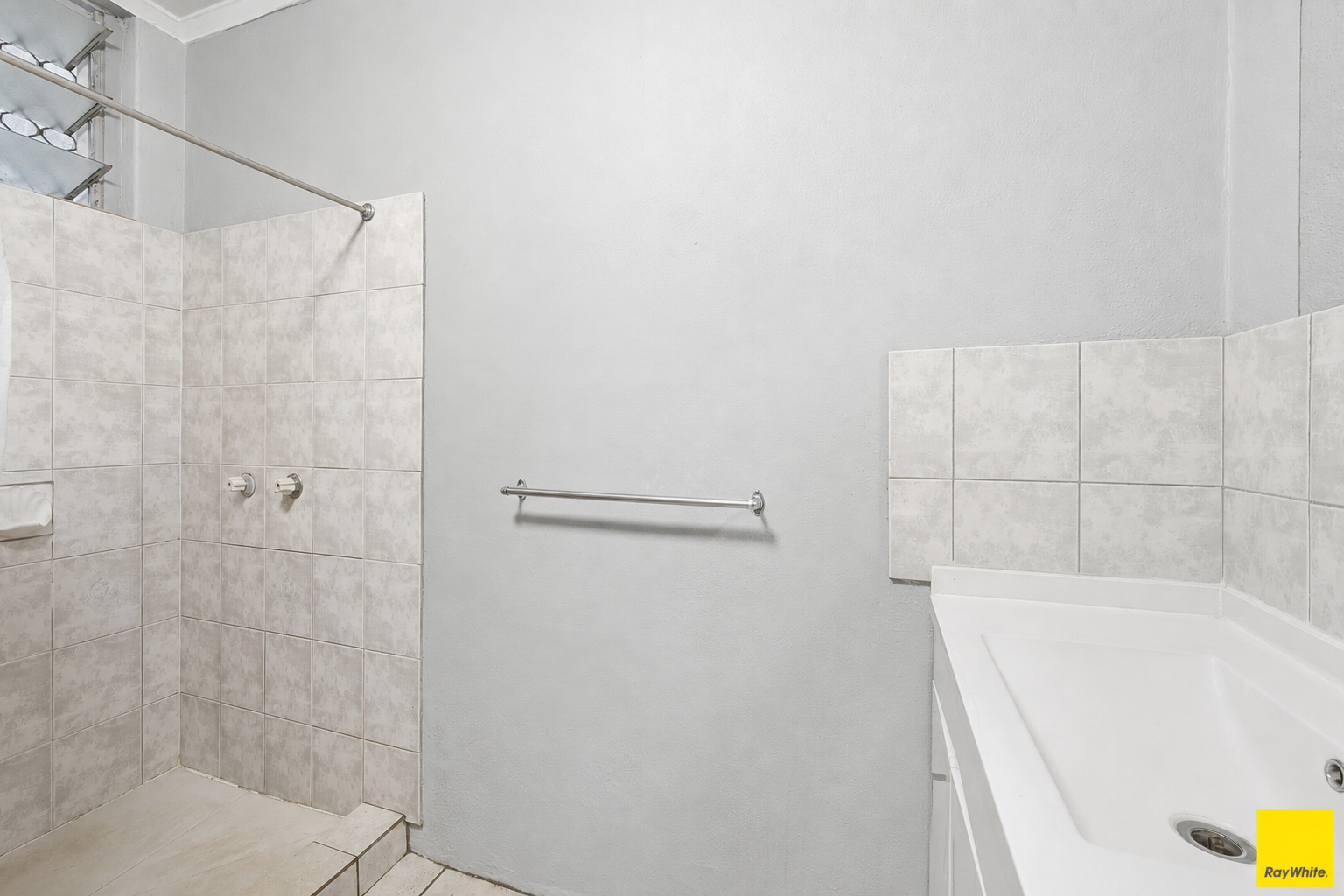 50 Toogood Road — photo 8 of 15