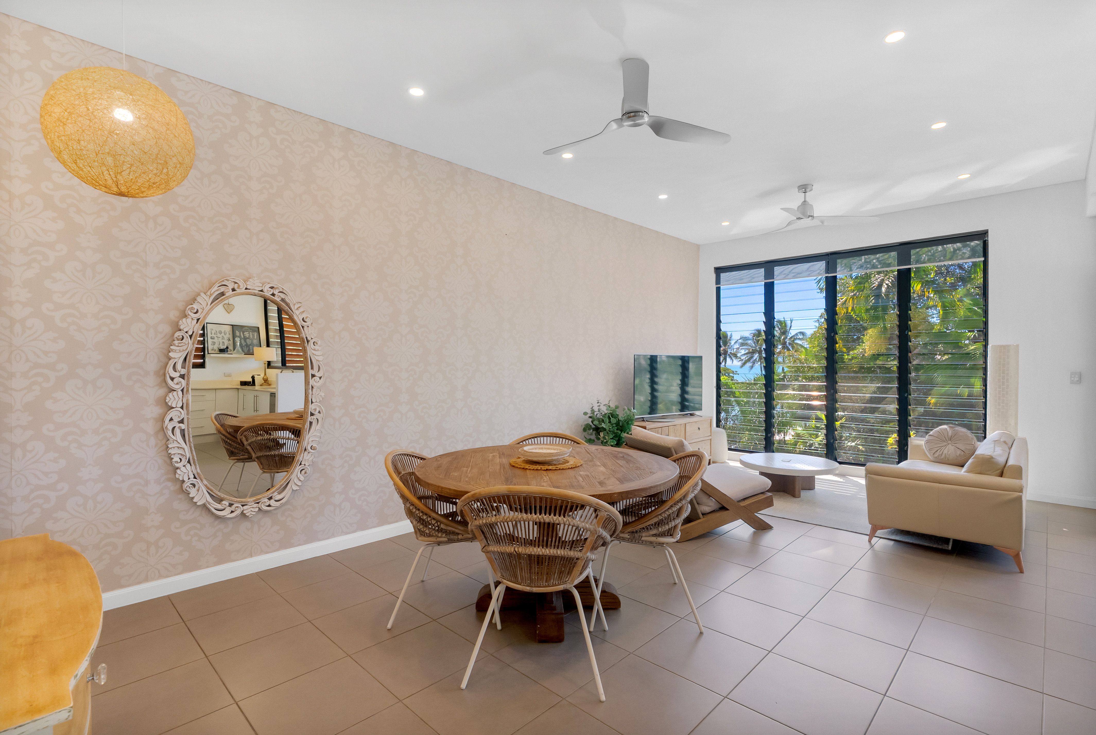 2/32 Moore Street, Trinity Beach, QLD 4879