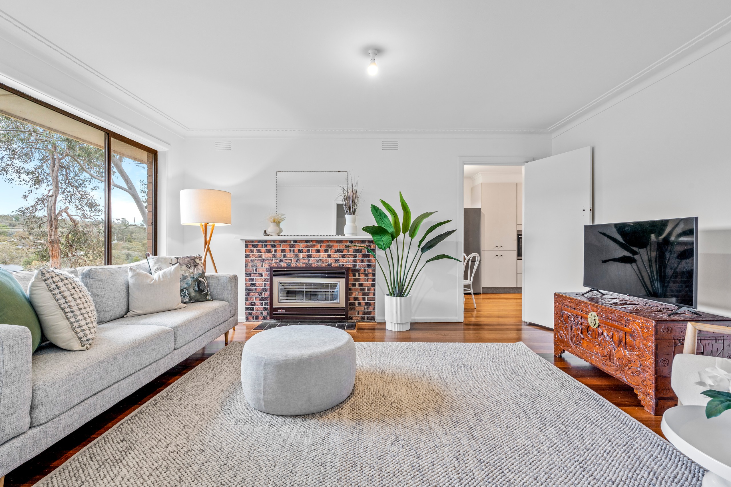31 Raglan Road, Research, VIC 3095