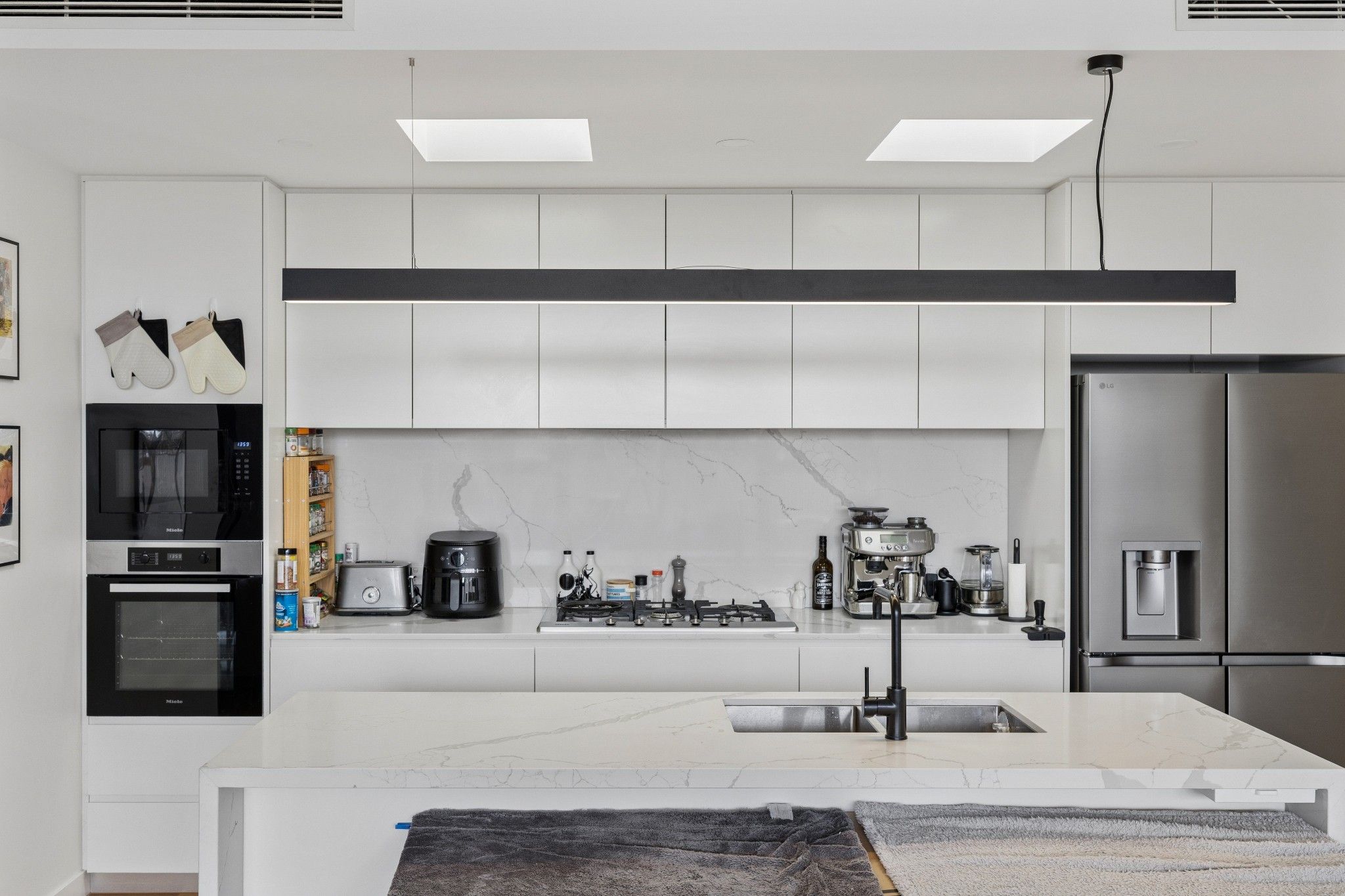206/12 Camira Street — photo 13 of 27