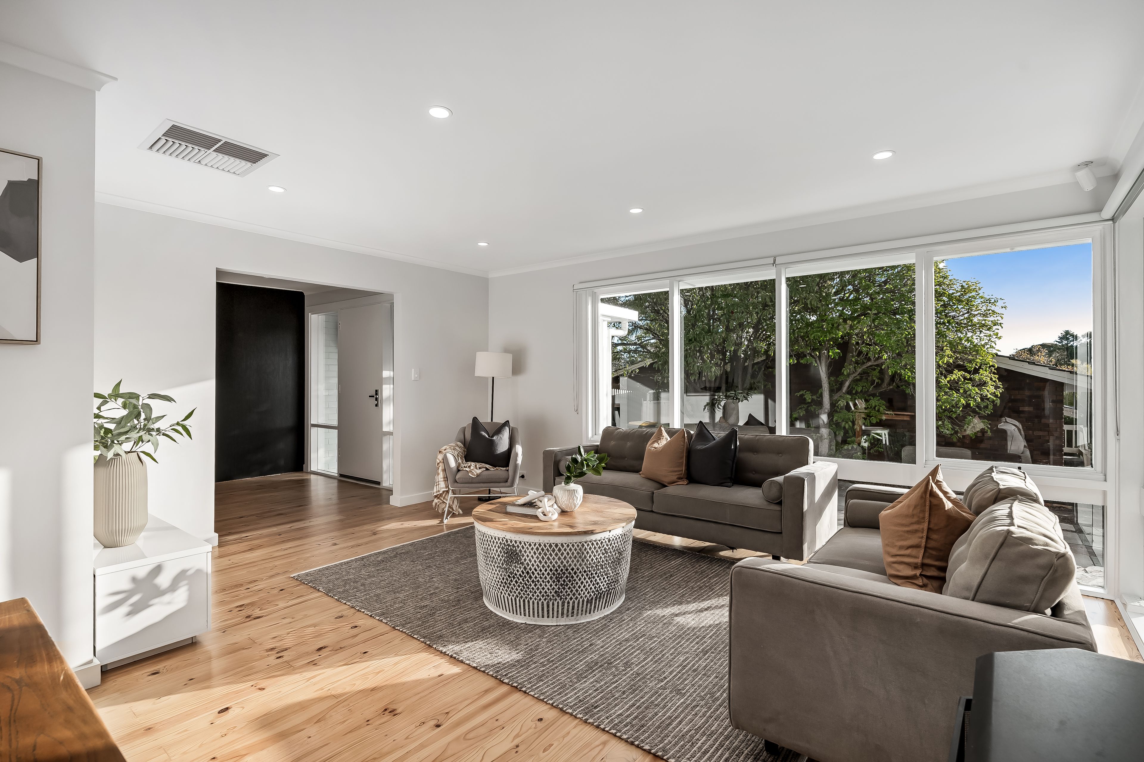 8 Wildwood Road, Happy Valley, SA 5159