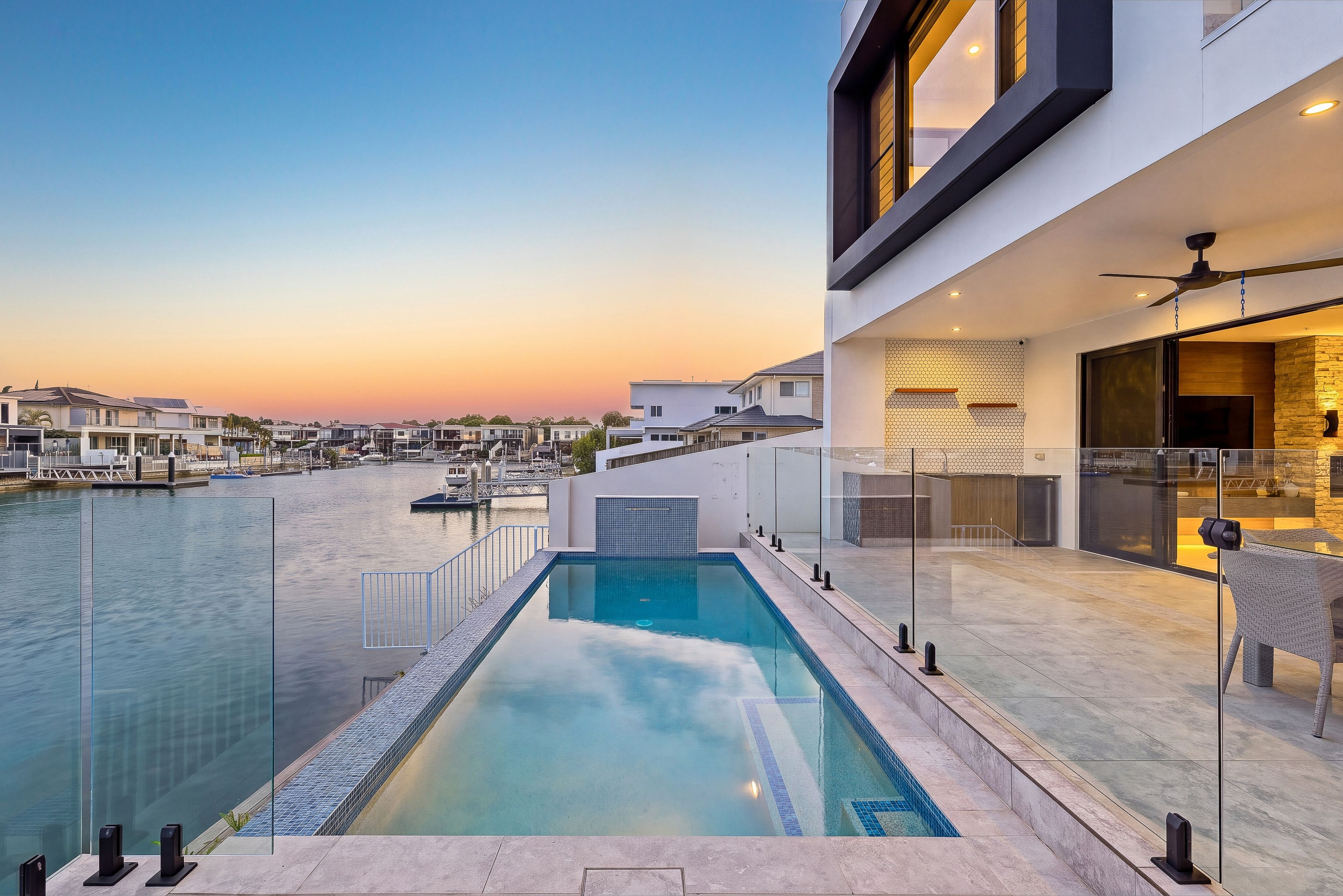 2/10 Middle Quay Drive — photo from Ray White Benowa