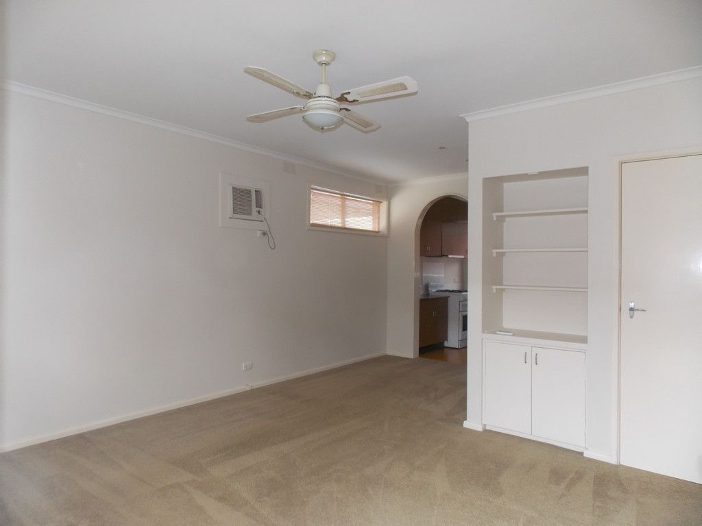 2/6 Normanby Street, Hughesdale, VIC 3166