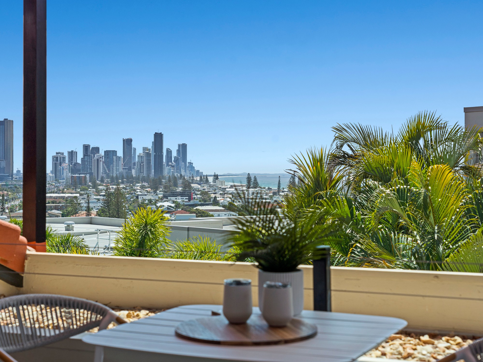 E36/1 Great Hall Drive, Miami, QLD 4220