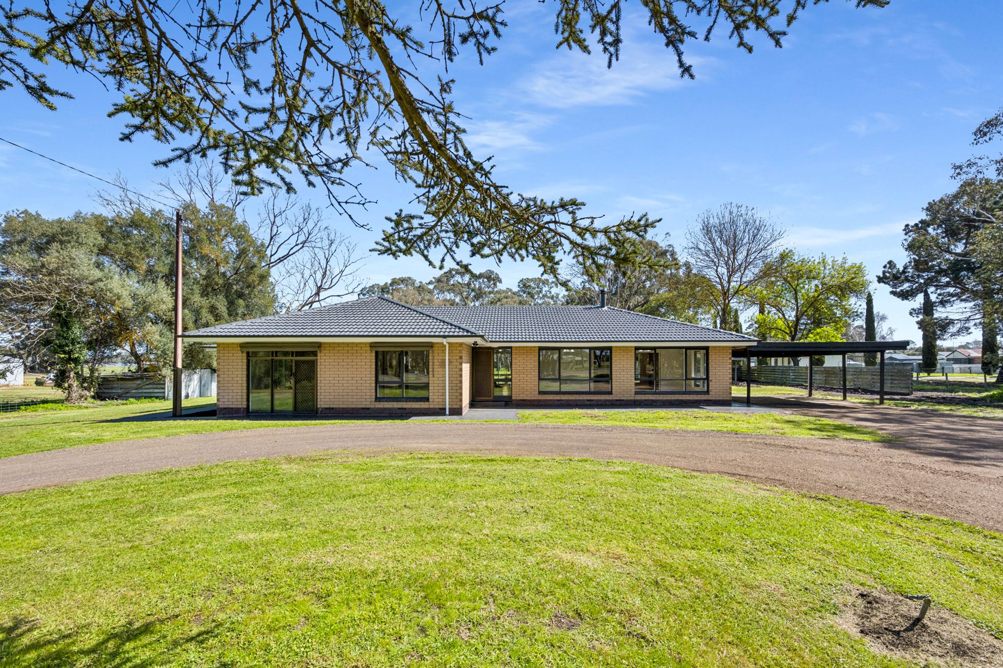 32 Riddoch Highway — photo from Ray White Mt Gambier