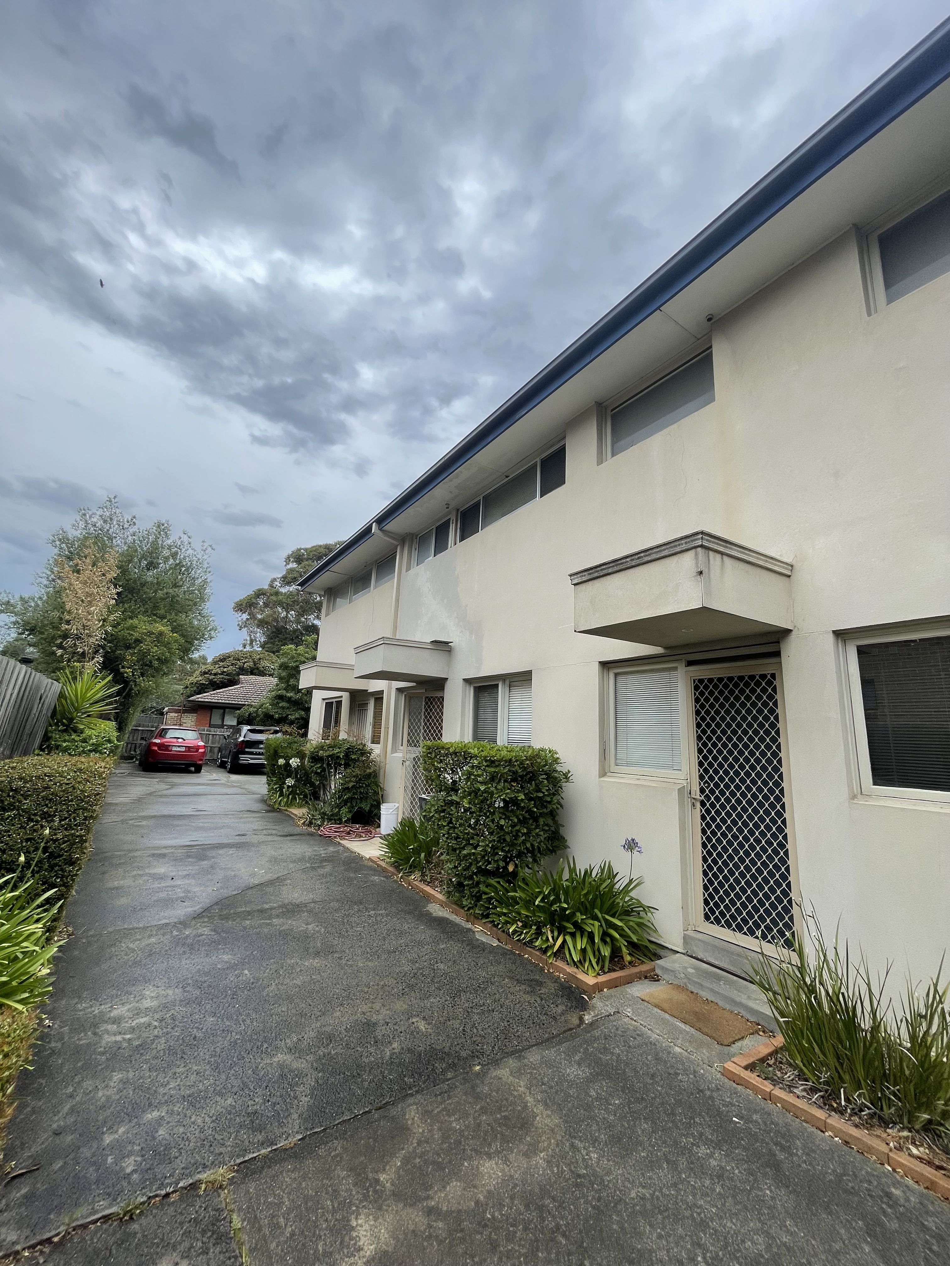 2/8 Rae Street — photo from Ray White Mount Waverley