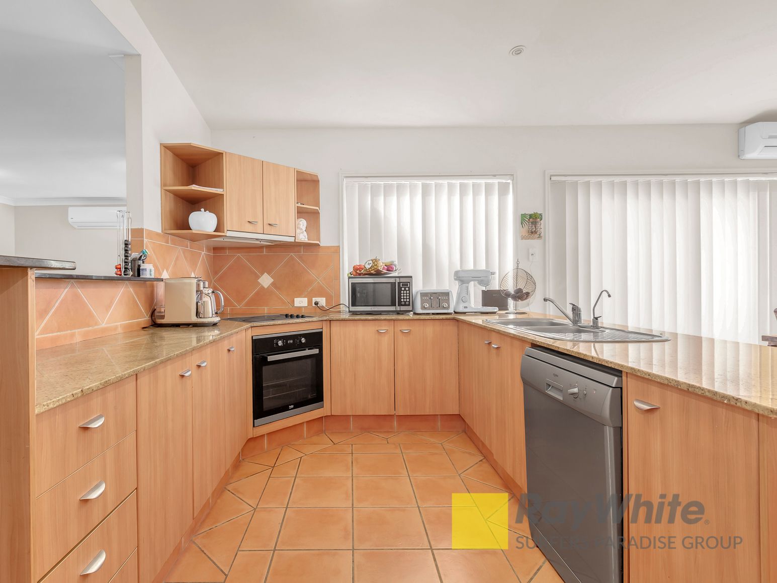66 Woodyviews Way, Robina, QLD 4226