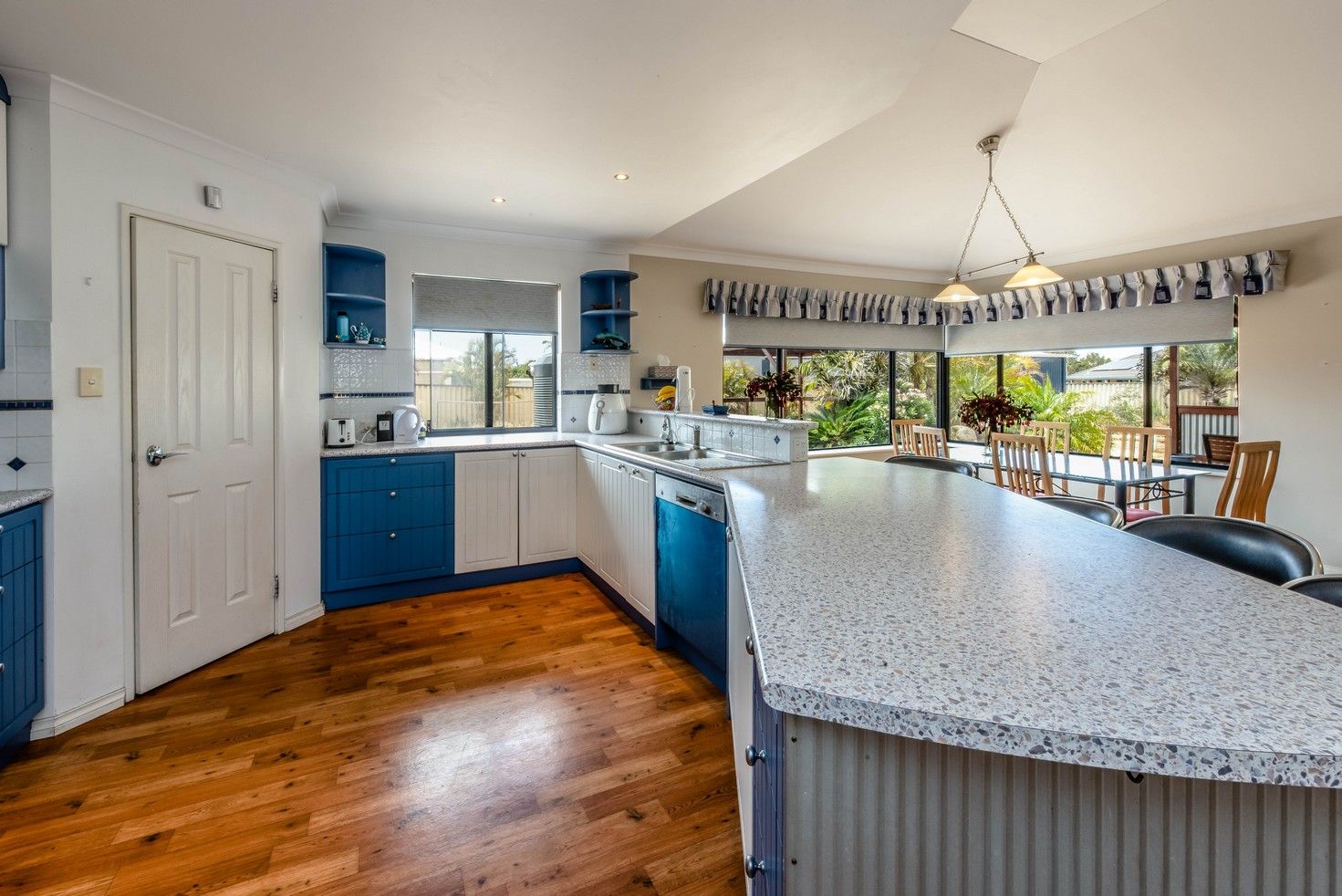 10 Fallowfield Street, Strathalbyn, WA 6530