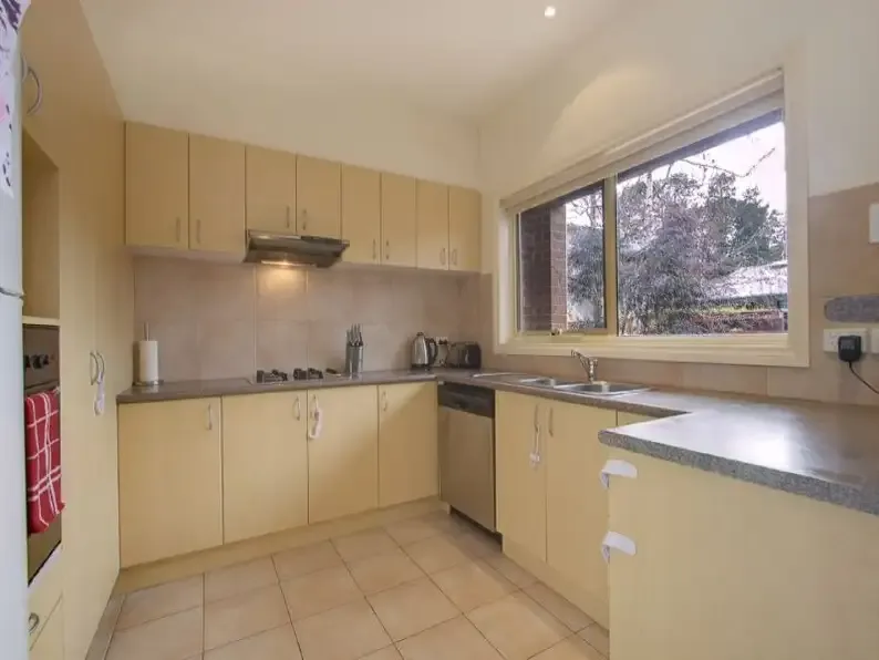 1/1 Garrison Grove, Wantirna South, VIC 3152