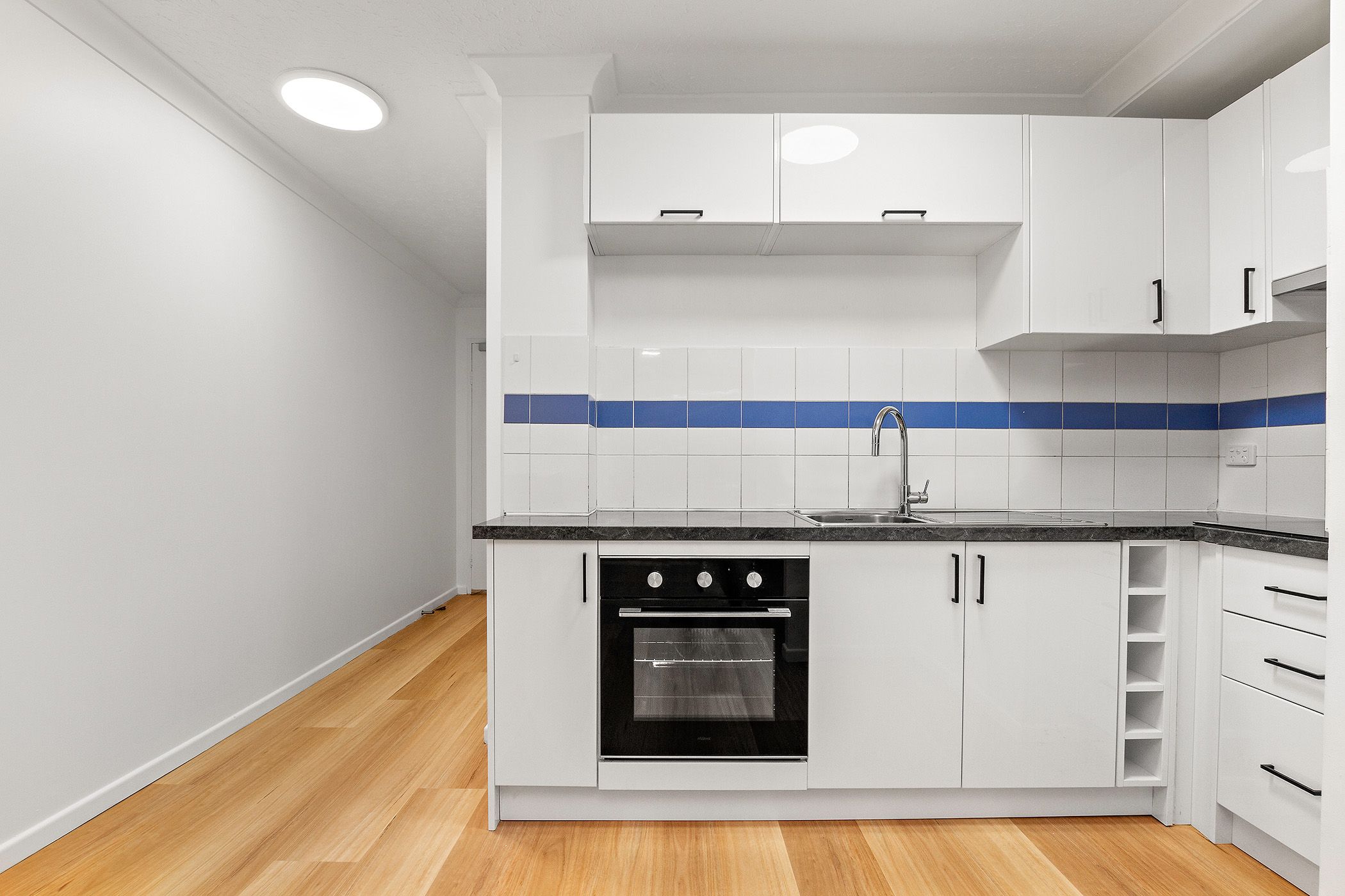 4/21-27 Markwell Avenue, Surfers Paradise, QLD 4217