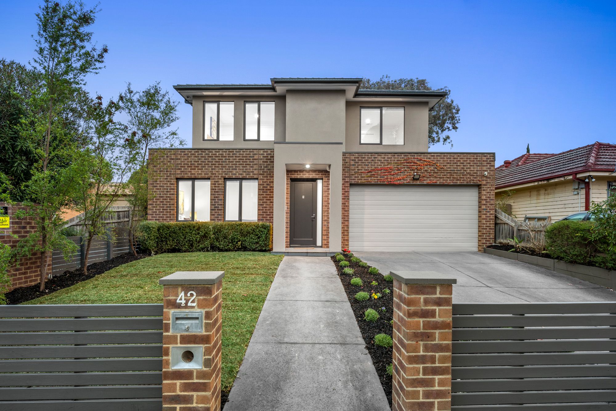 42 Eley Road, Burwood VIC 3125