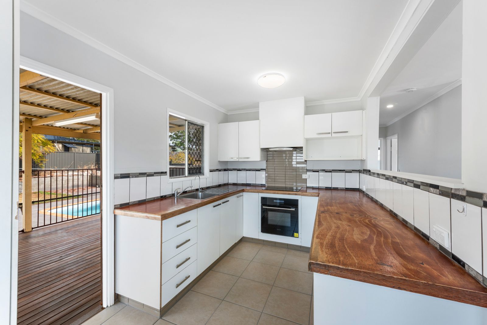 8 Cashmere Street, Redbank Plains, QLD 4301