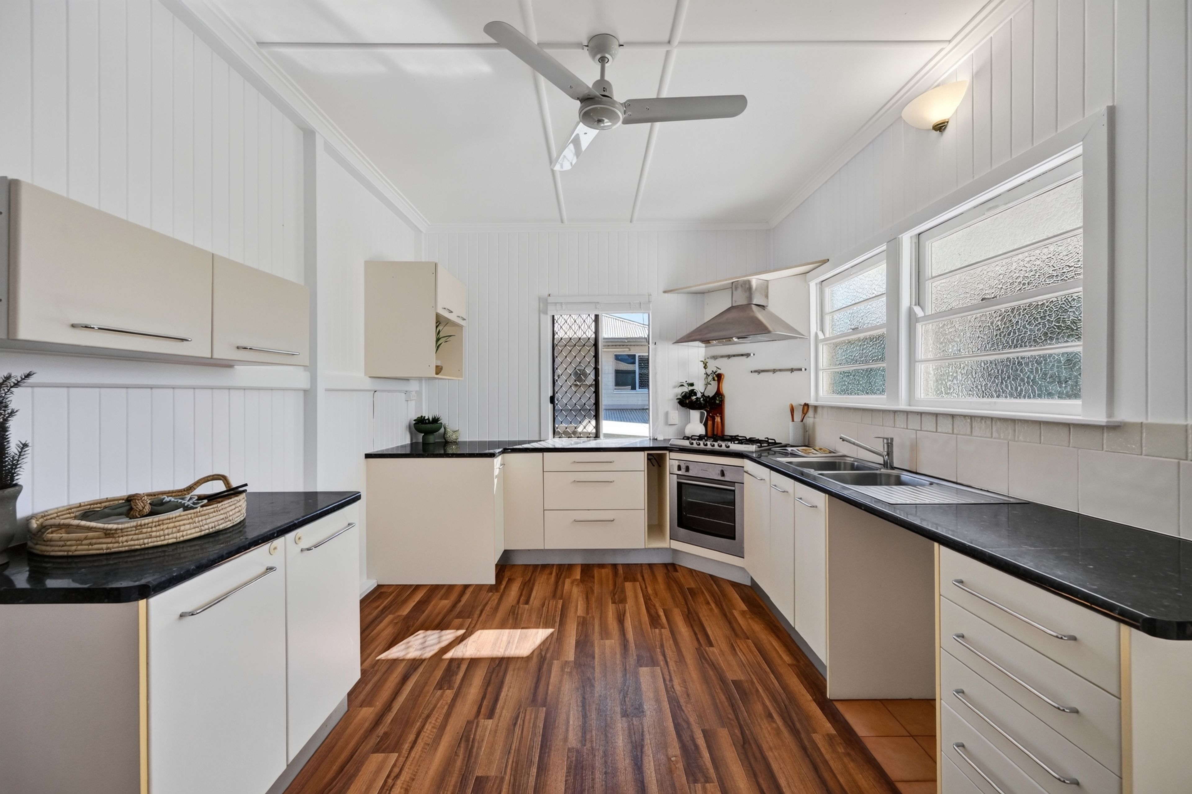 12 Goodwin Street — photo 7 of 13